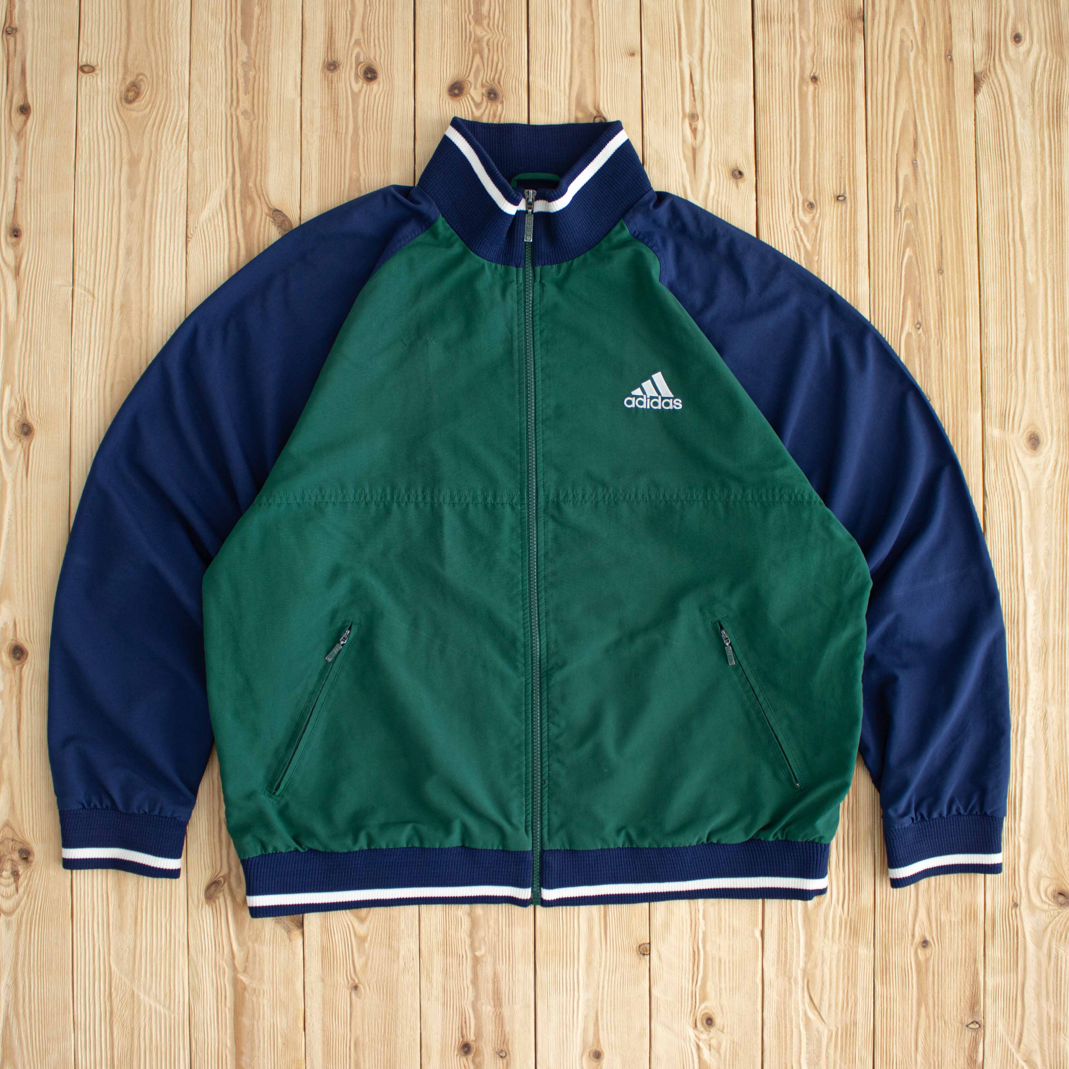(L) Vintage Adidas Essential Embroidered Jacket