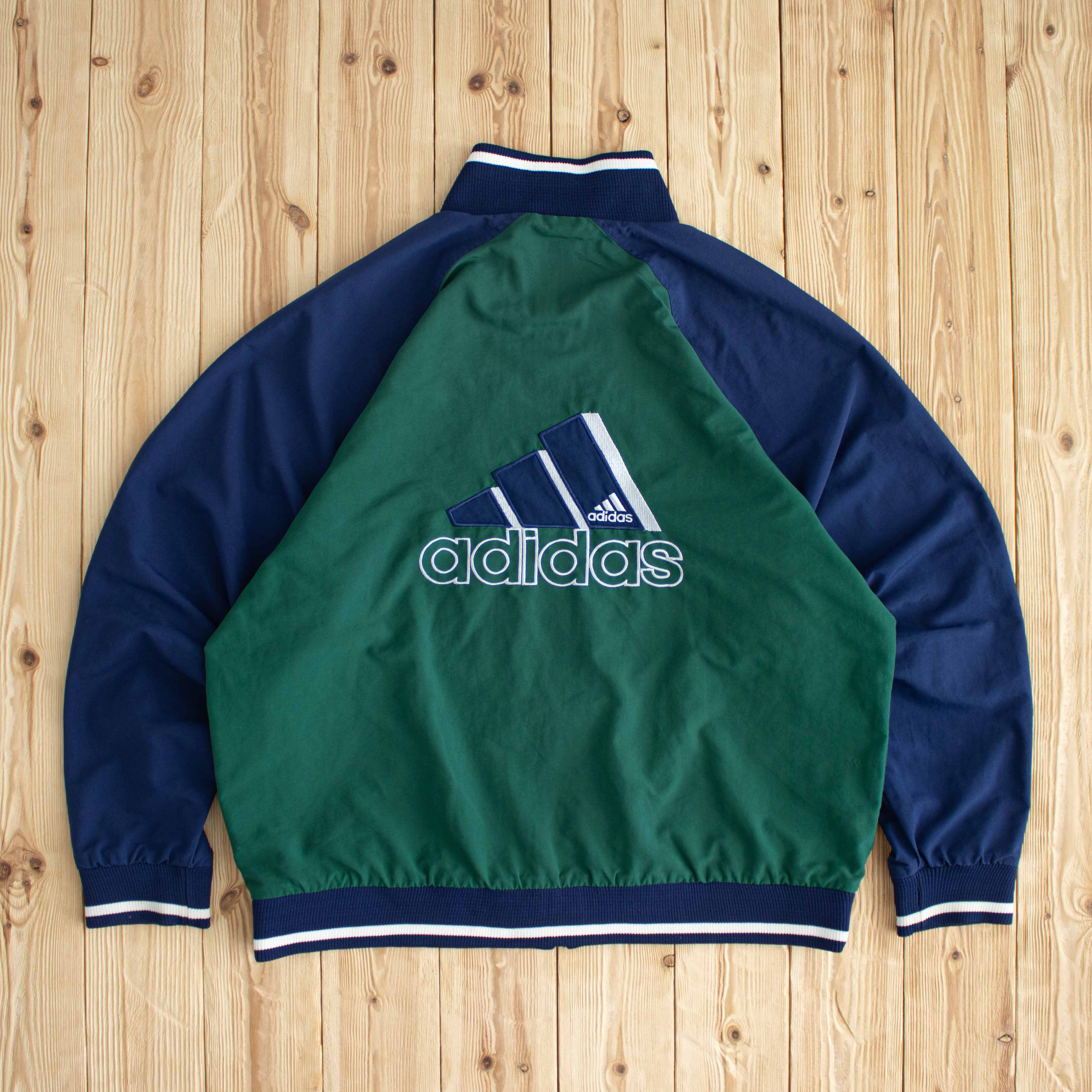 (L) Vintage Adidas Essential Embroidered Jacket