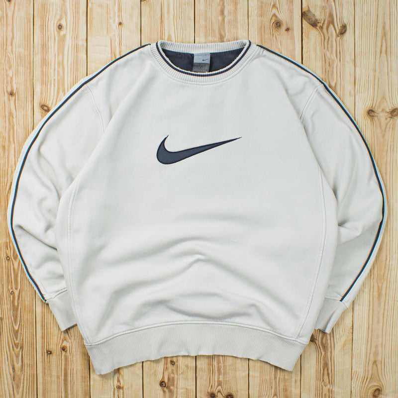 (L) Vintage Nike Swoosh Embroidered Sweatshirt