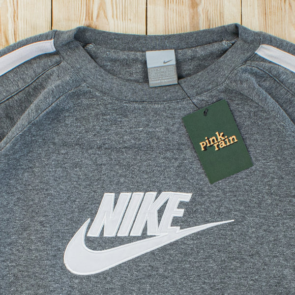(L) Vintage Nike Embroidered Sweatshirt