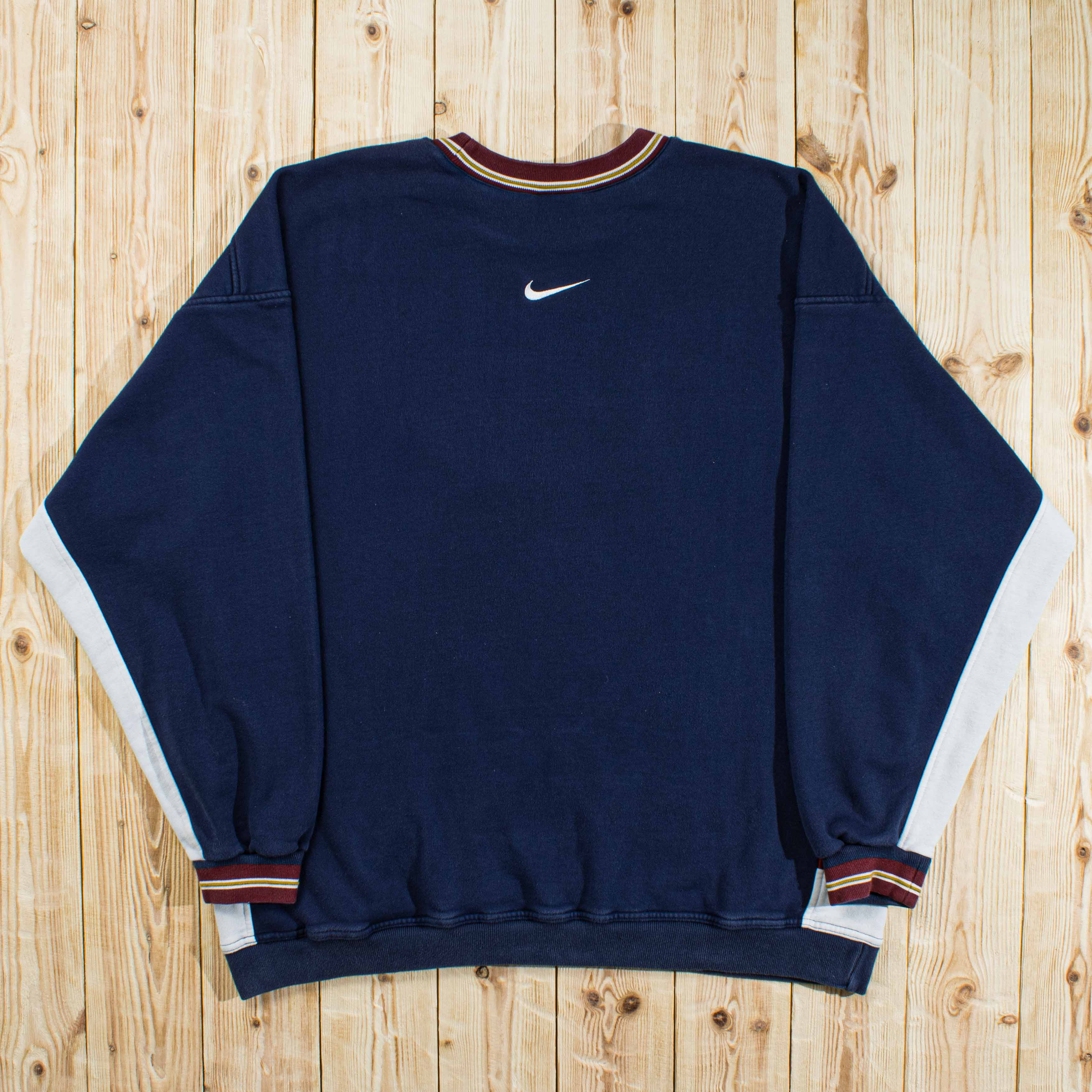 (XL) Vintage Nike Swoosh Embroidered Sweatshirt