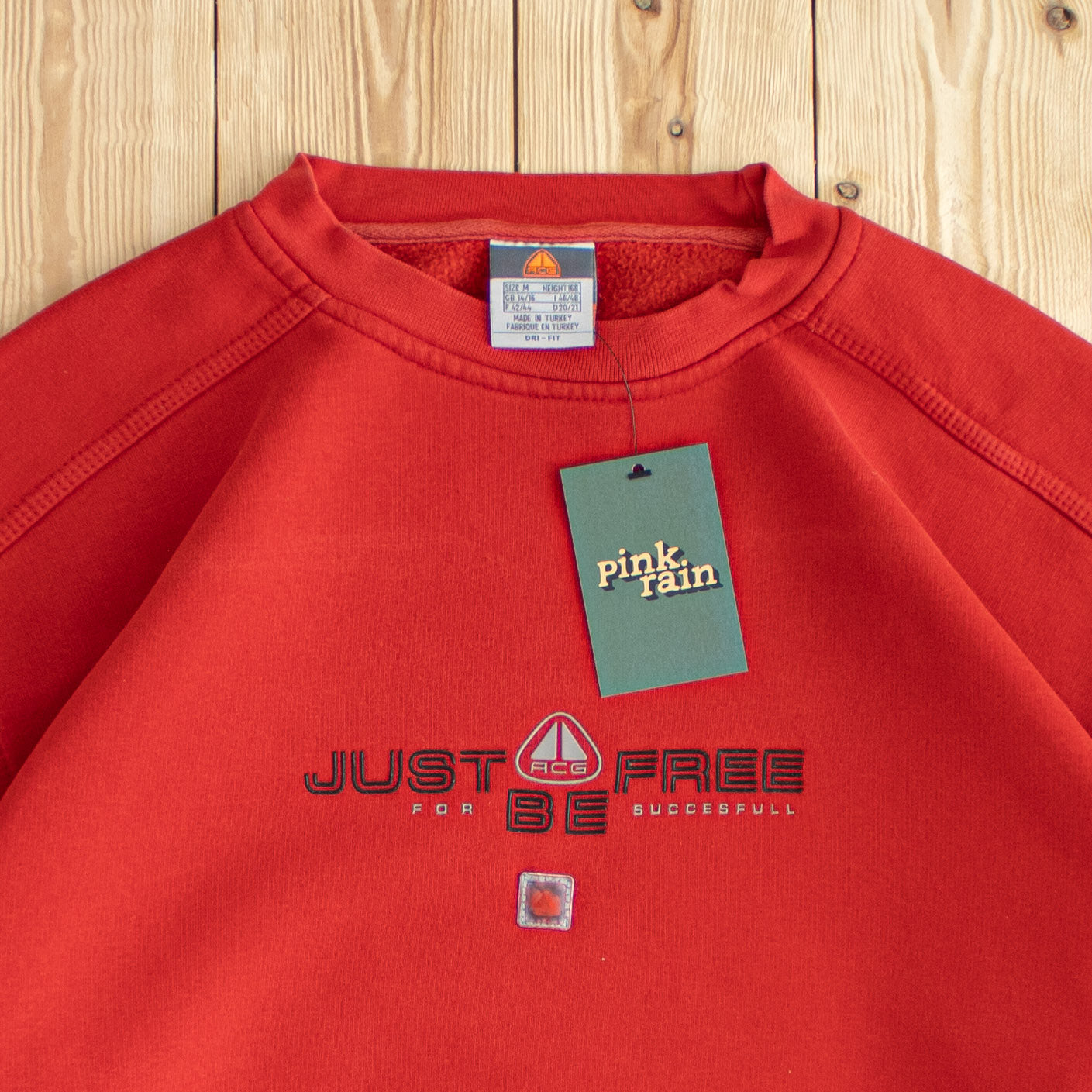 (S/M) Vintage Nike ACG Just Be Free Sweatshirt