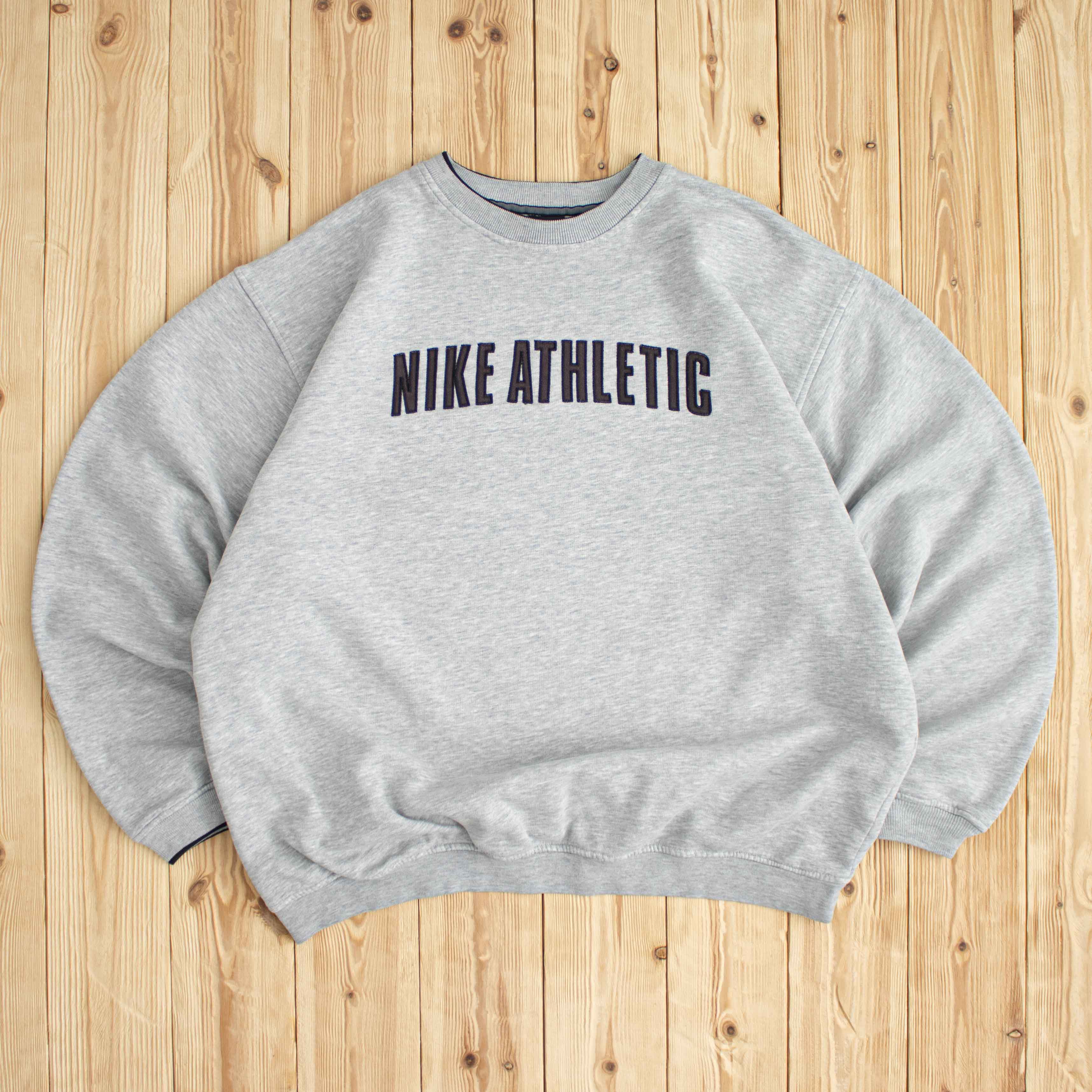 (L/XL) Vintage Nike Athletic Embroidered Sweatshirt