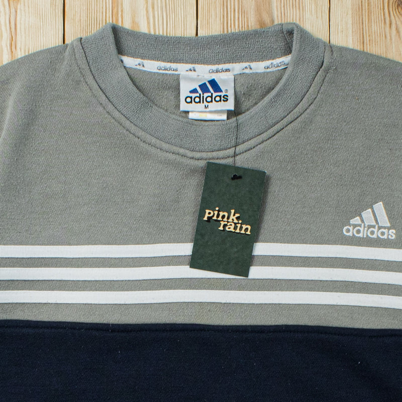 (M) Vintage Adidas Essential Embroidered Sweatshirt