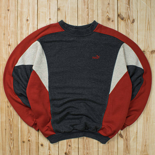 (L) Vintage Puma Essential Embroidered Sweatshirt