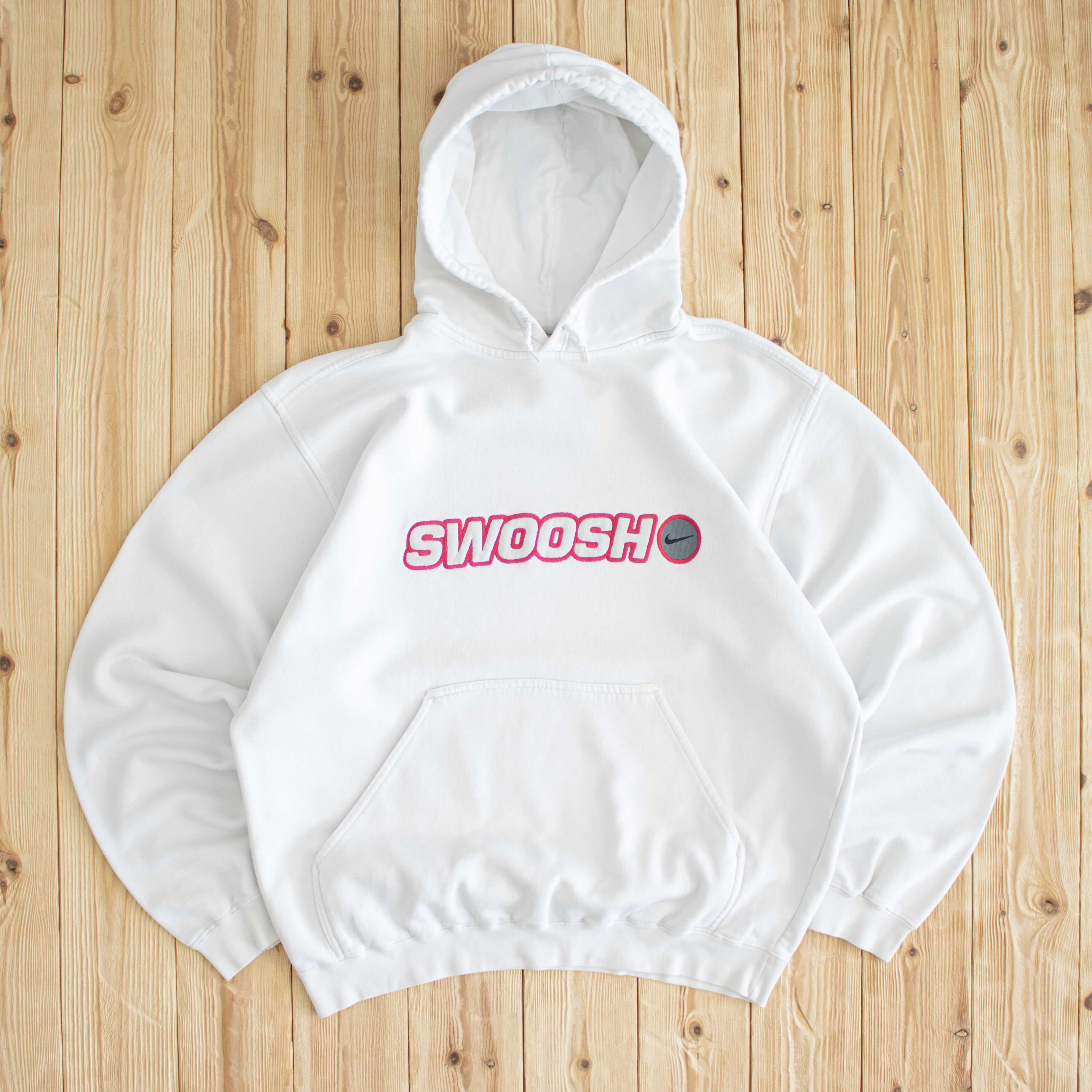 (L) Vintage Nike Swoosh Embroidered Hoodie