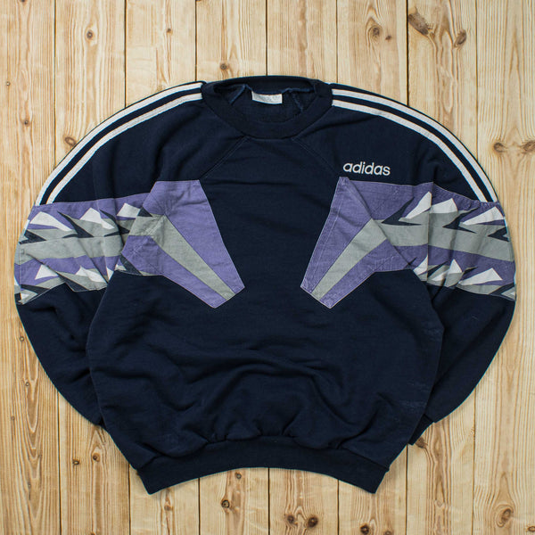 (M) Vintage Adidas Essential Embroidered Sweatshirt