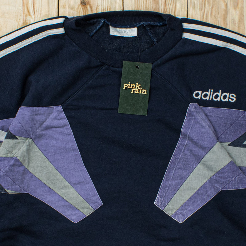 (M) Vintage Adidas Essential Embroidered Sweatshirt