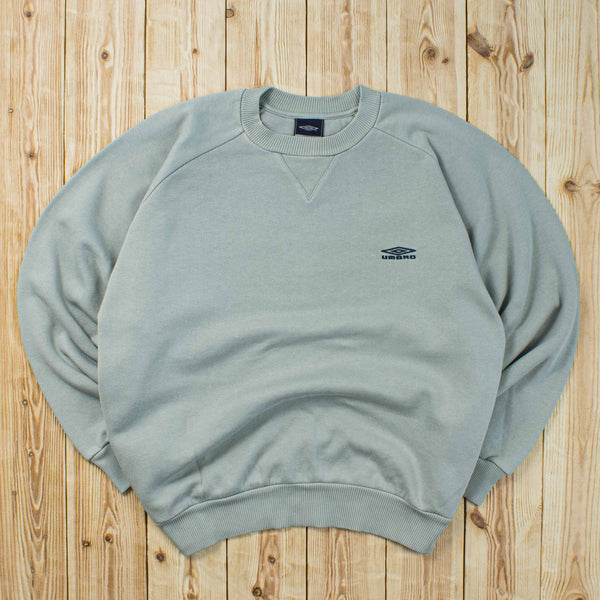 (L) Vintage Umbro Essential Embroidered Sweatshirt