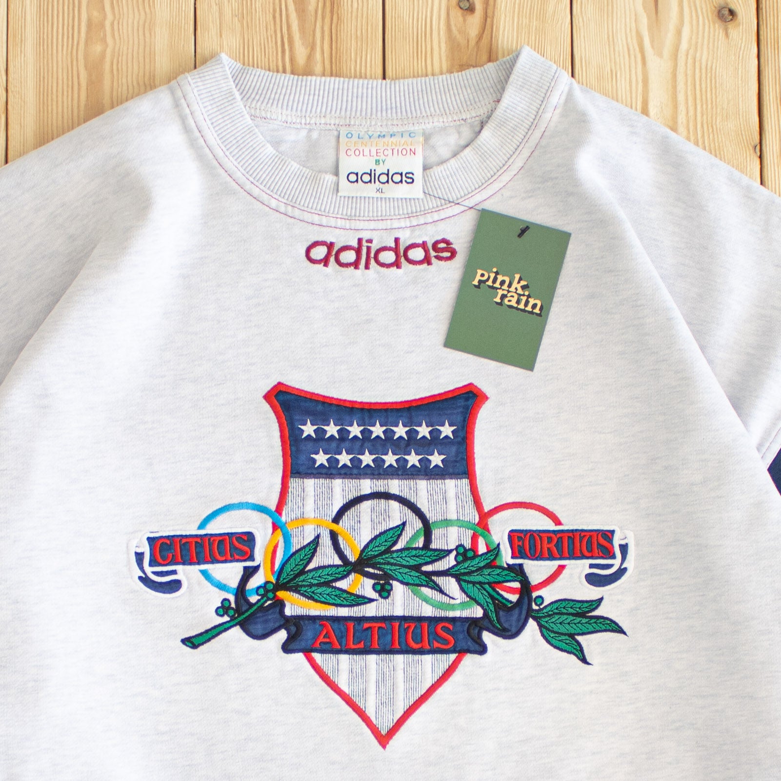 (L/XL) Vintage Adidas Olympics 'Citius Altius Fortius' Embroidered Sweatshirt