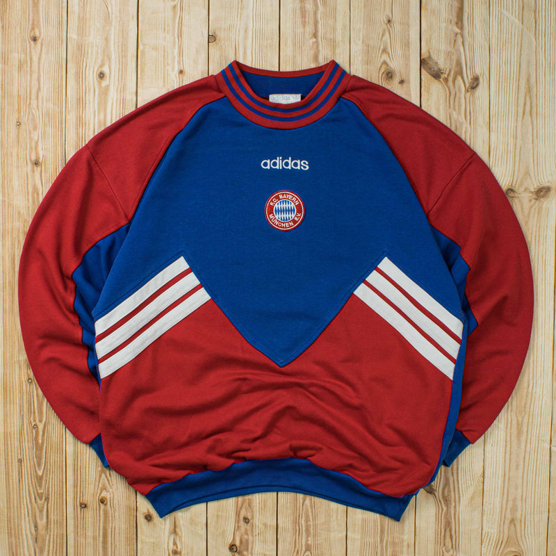 (L) 1995 Adidas F.C. Bayern Embroidered Sweatshirt