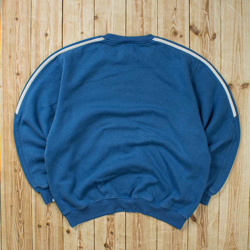 (M) Vintage Adidas Essential Embroidered Sweatshirt