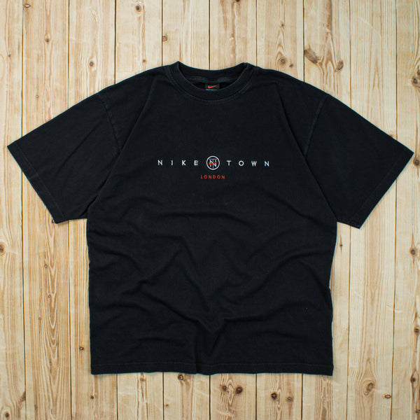 (L) Vintage Nike Town T-Shirt