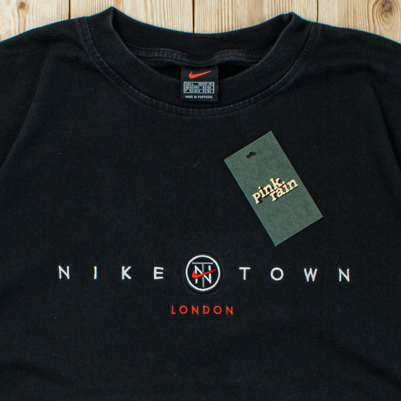 (L) Vintage Nike Town T-Shirt