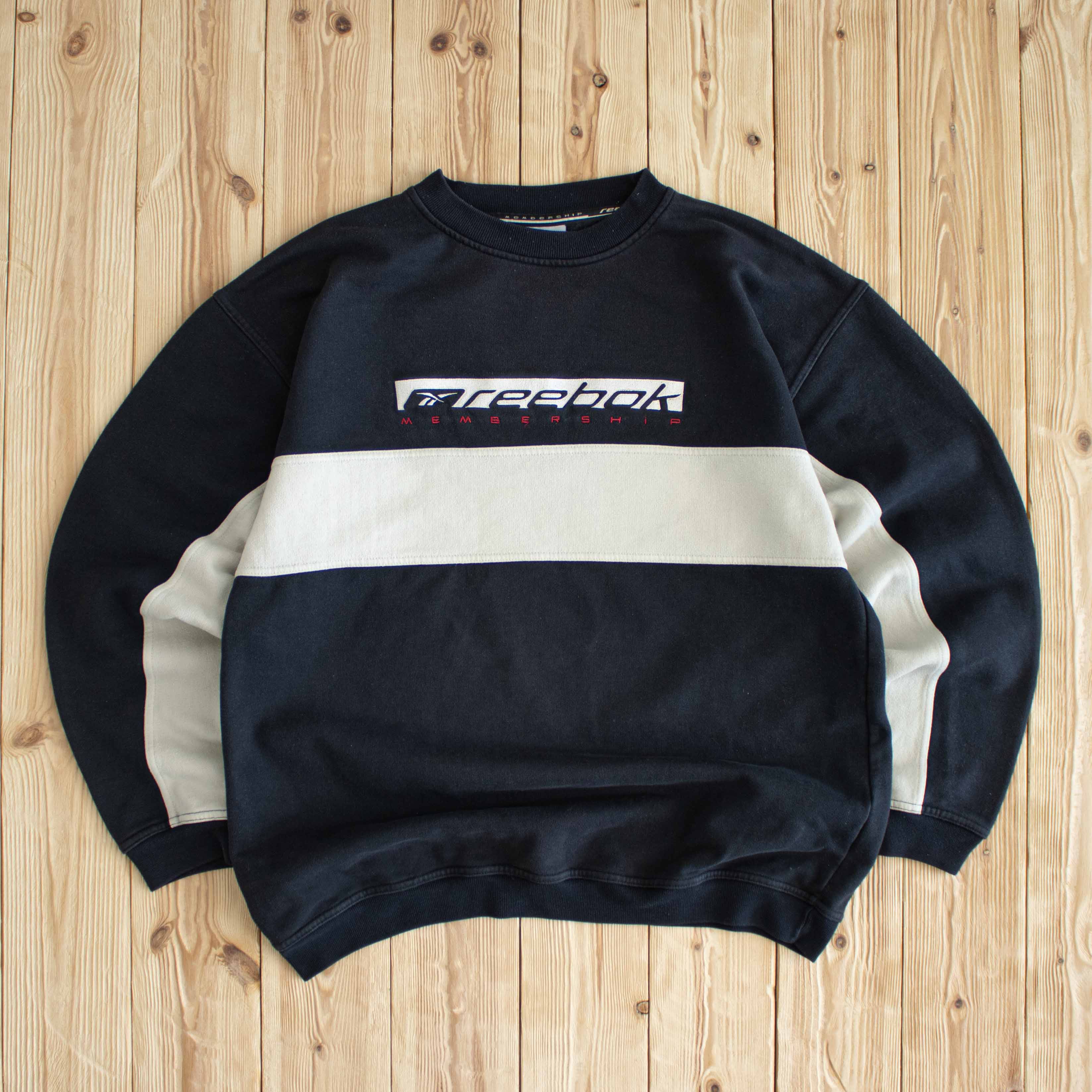 (M) Vintage Reebok Membership Embroidered Sweatshirt