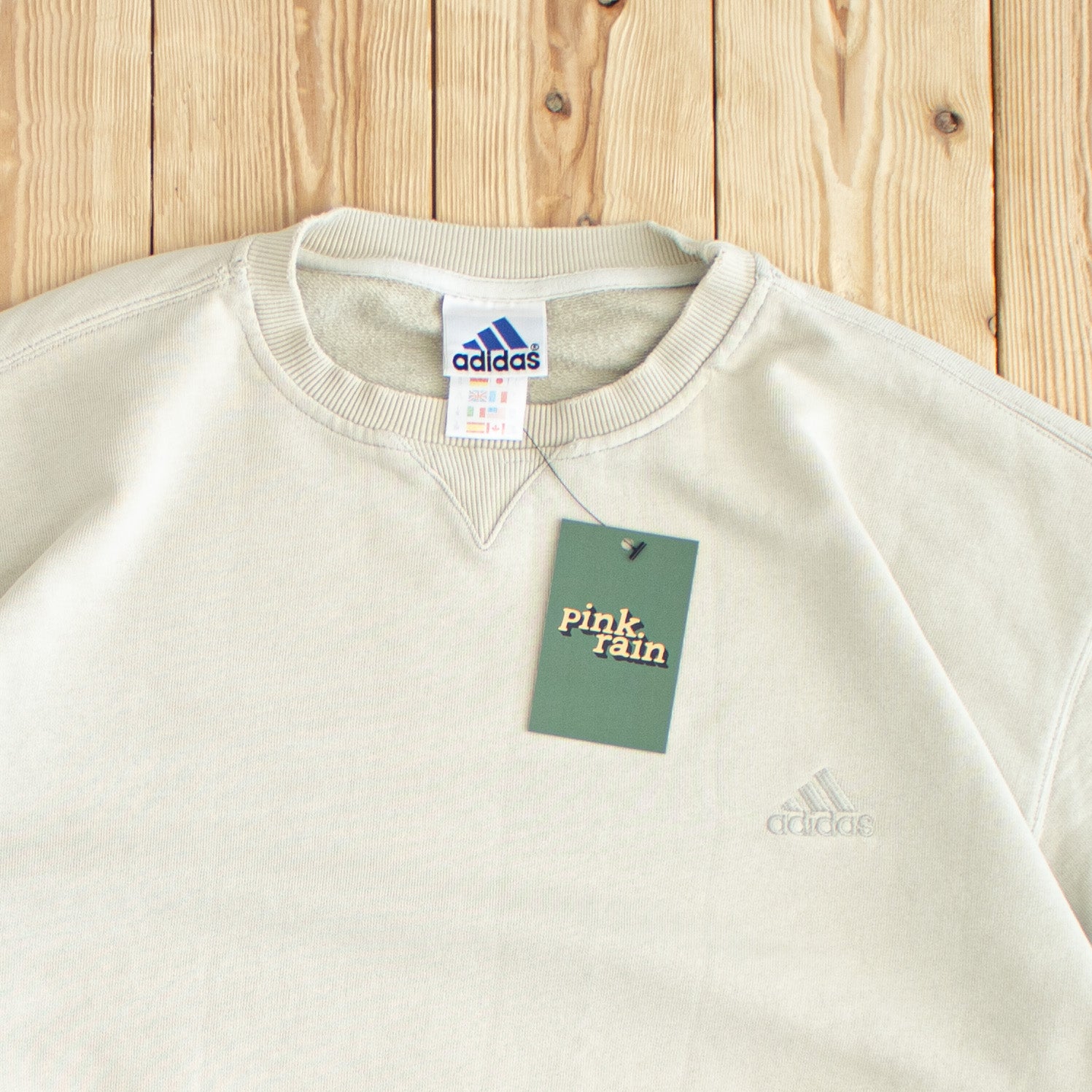 (L/XL) Vintage Adidas Essential Embroidered Sweatshirt