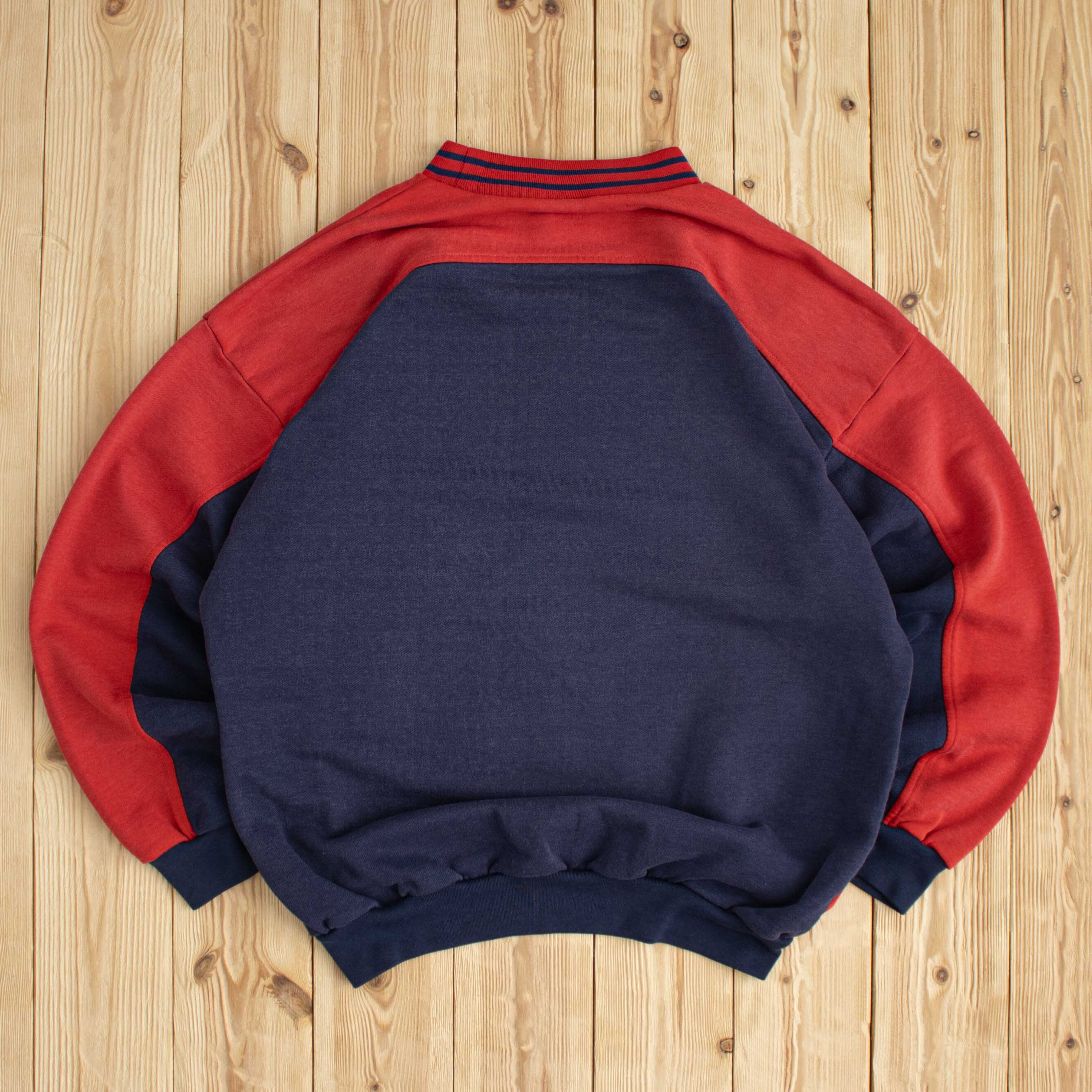 (M/L) Vintage Adidas Embroidered Sweatshirt