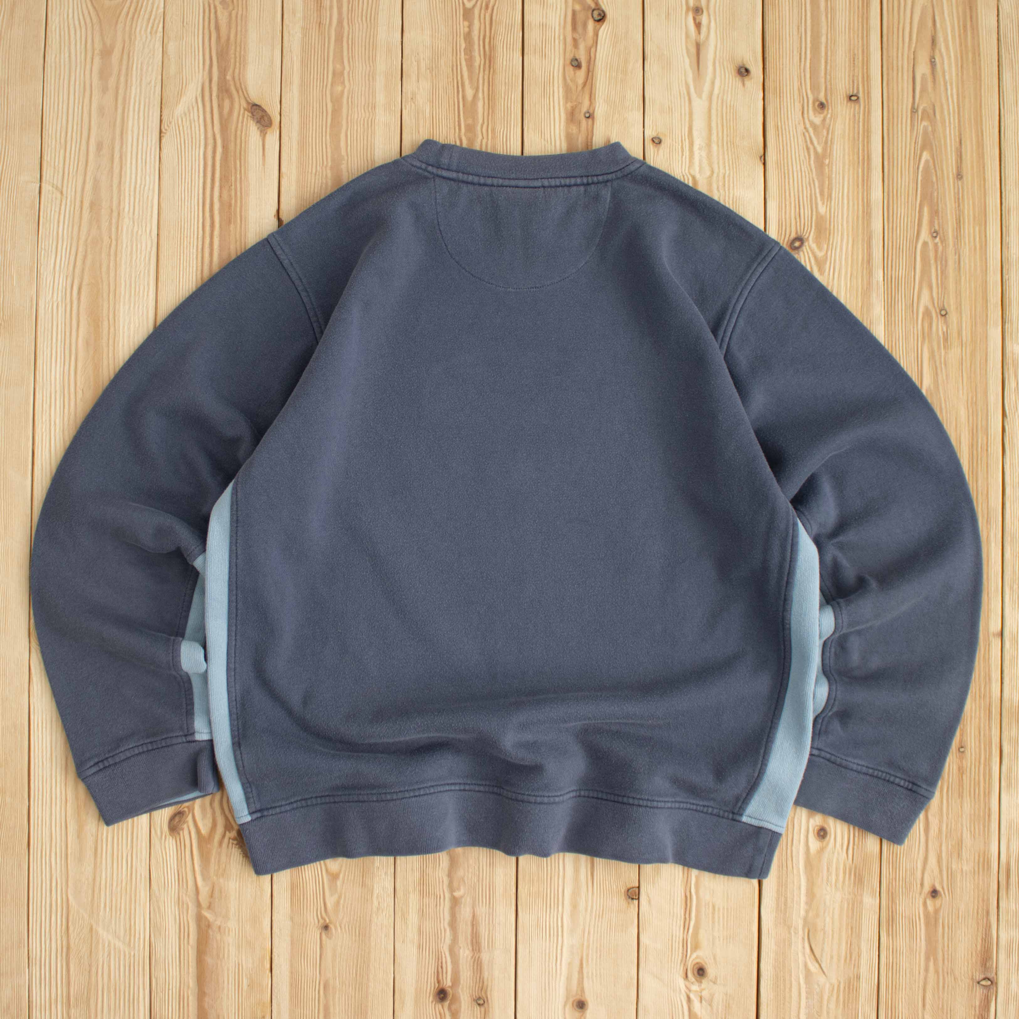 (M) Vintage Nike Swoosh Embroidered Sweatshirt