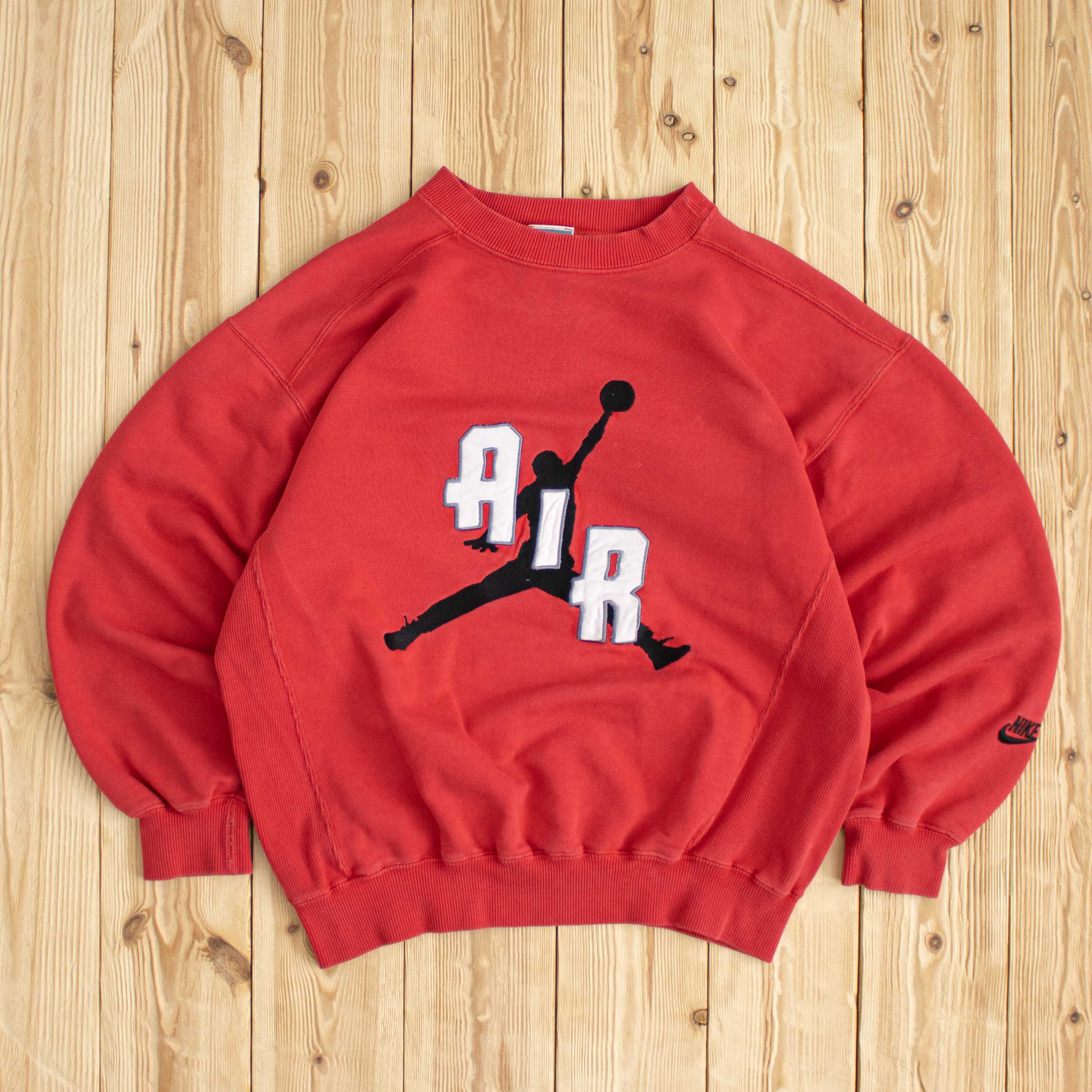 (XS/S) Vintage Air Jordan Embroidered Sweatshirt