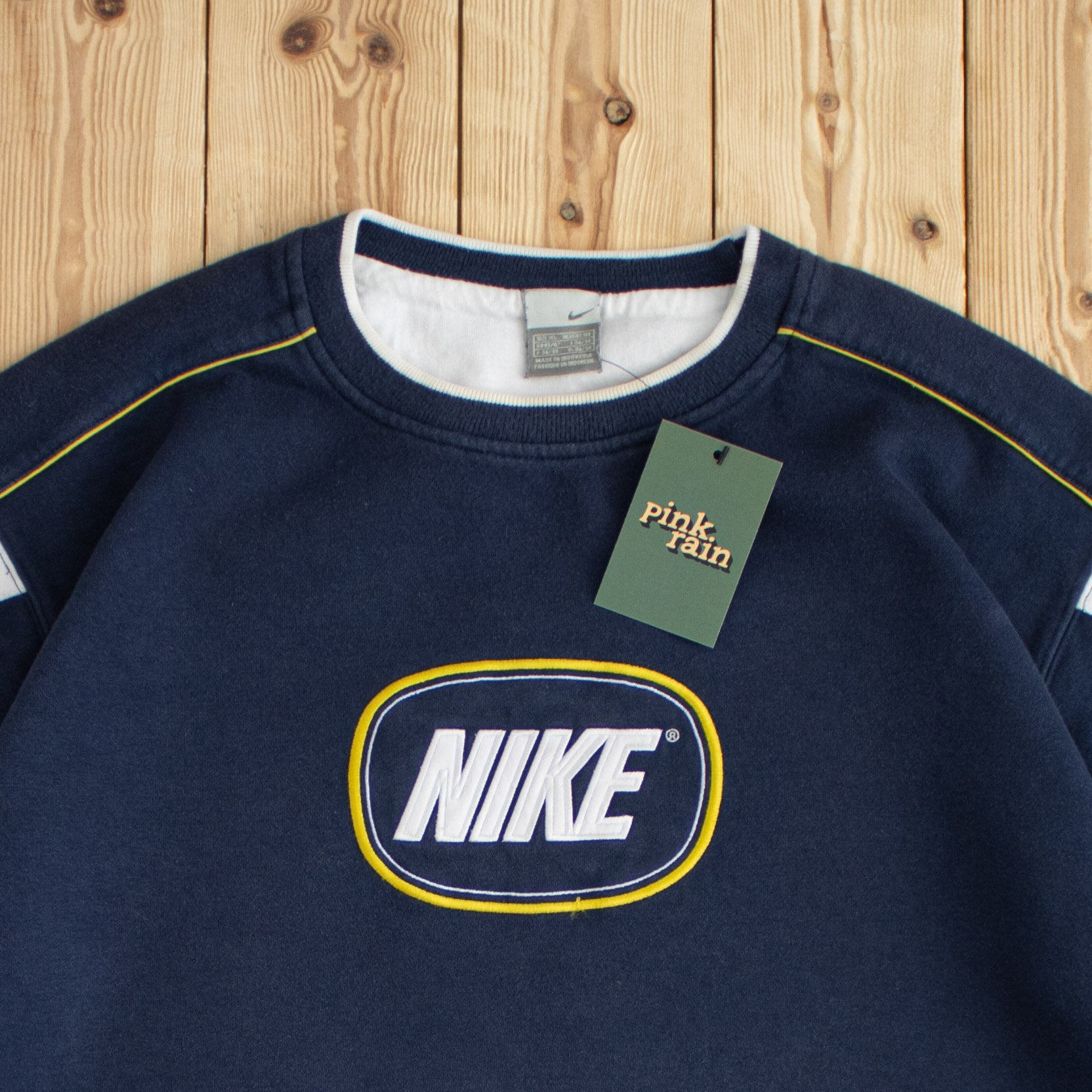 (L/XL) Vintage Nike Spell Out Embroidered Sweatshirt
