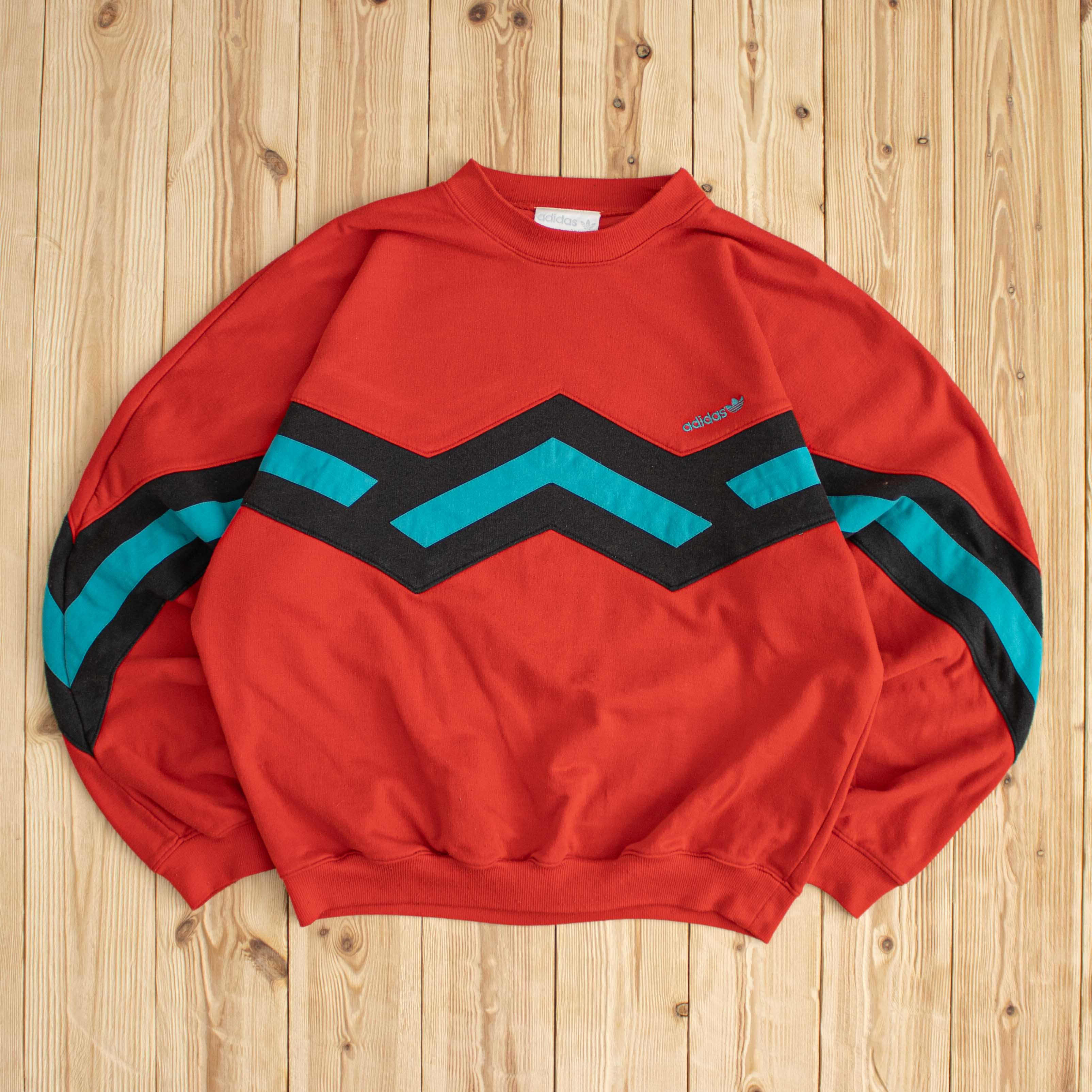 (M) Vintage Adidas Embroidered Sweatshirt