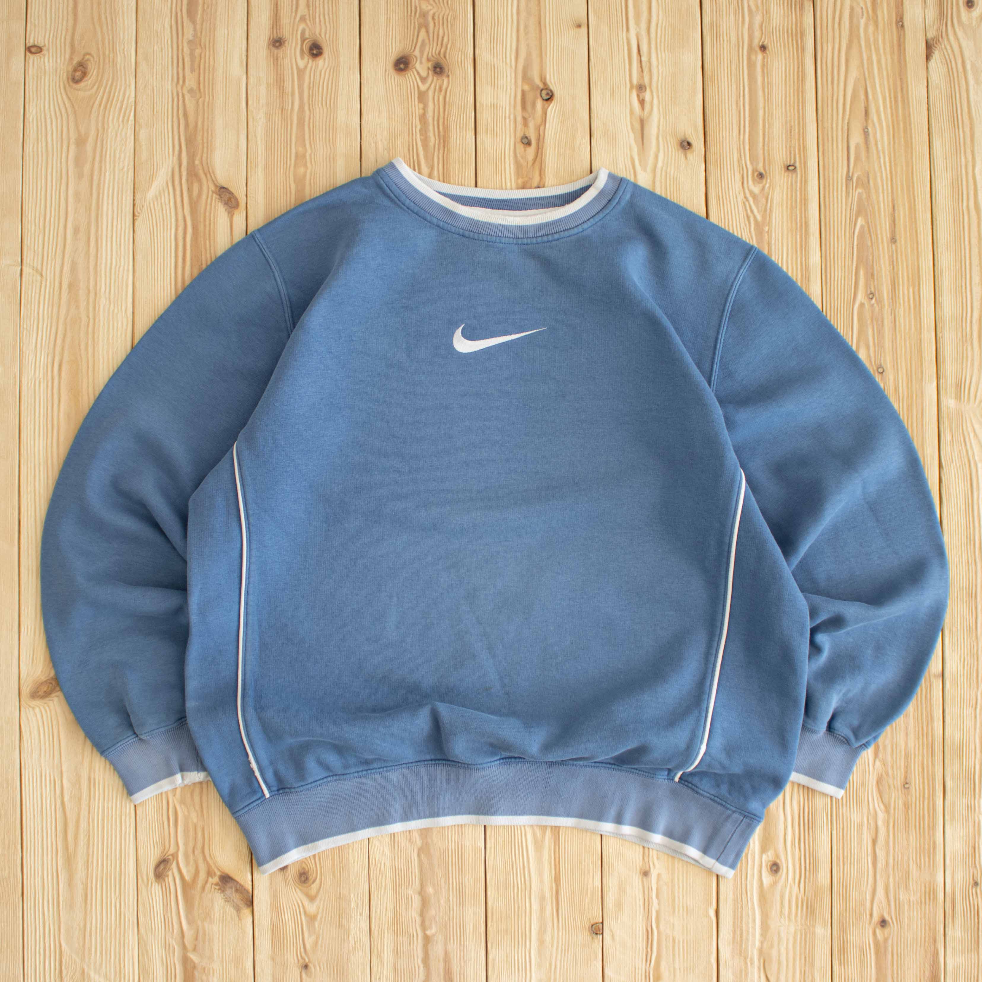 (M) Vintage Nike Swoosh Embroidered Sweatshirt