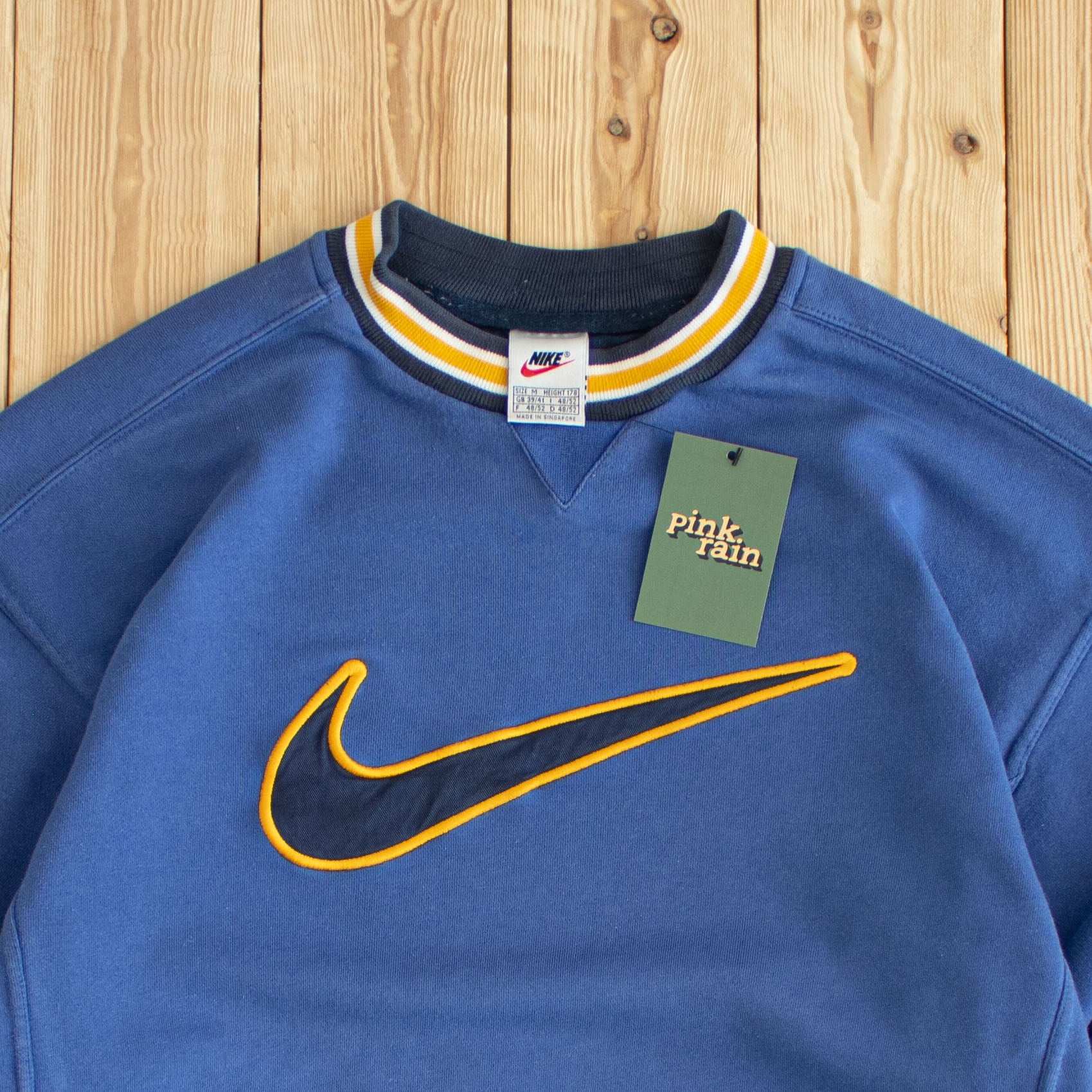 (M) Vintage Nike Swoosh Embroidered Sweatshirt