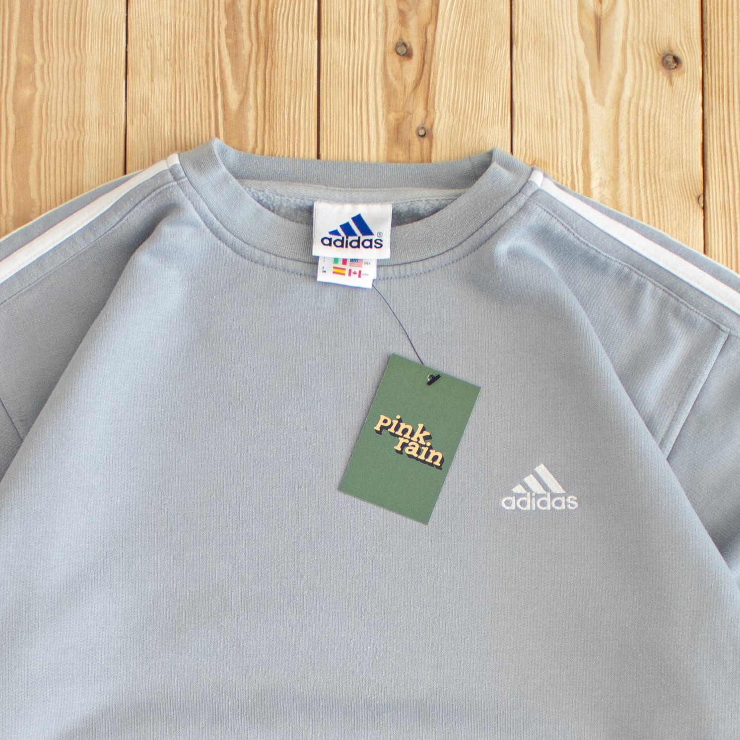 (M) Vintage Adidas Essential Embroidered Sweatshirt