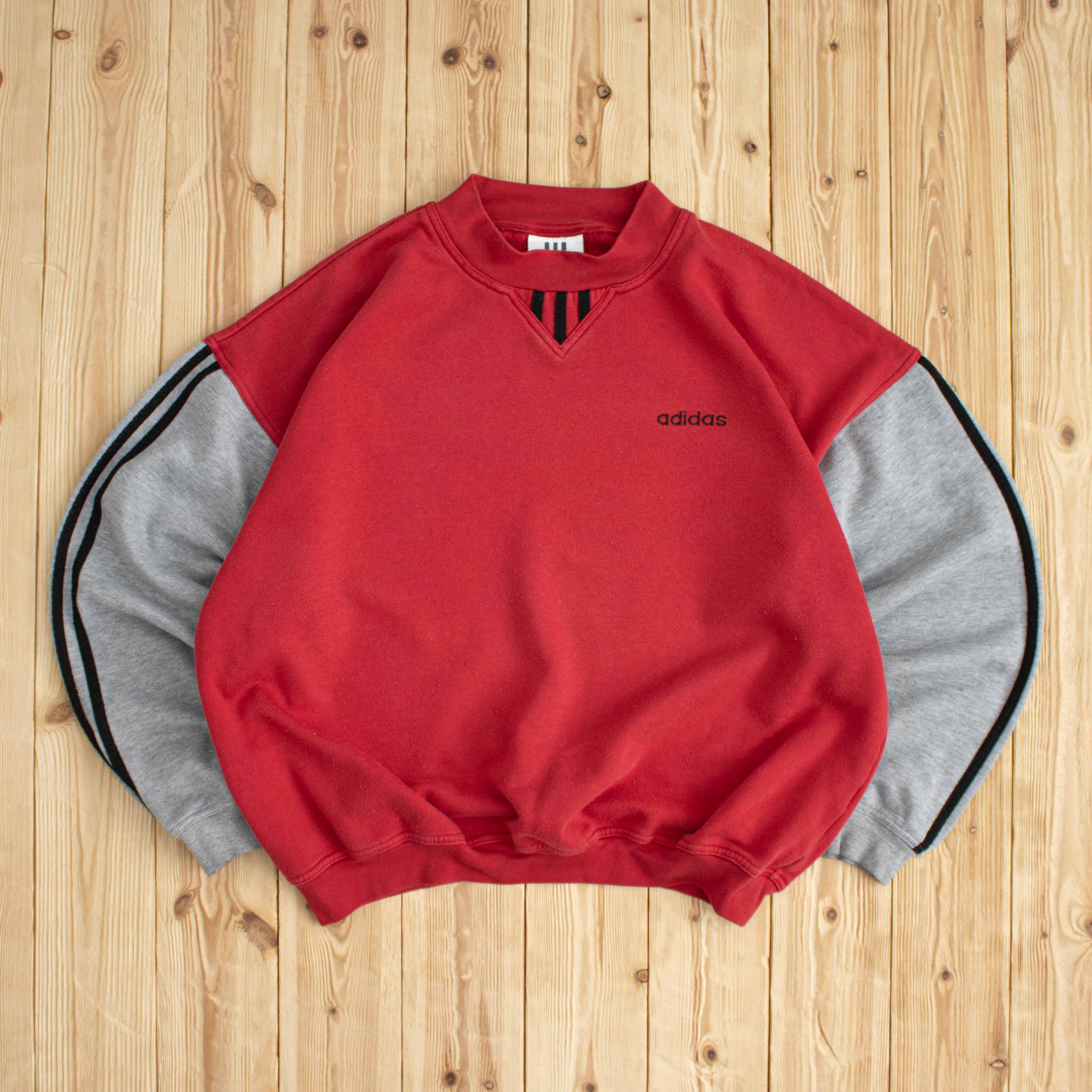 (L/XL) Vintage Adidas Embroidered Sweatshirt