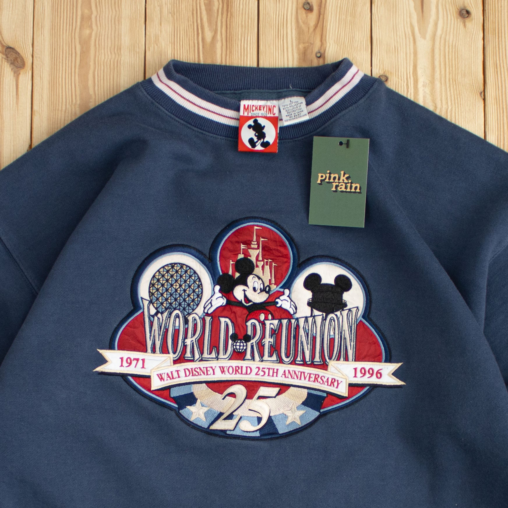 (M/L) 1996 Walt Disney World 25th Anniversary Embroidered Sweatshirt