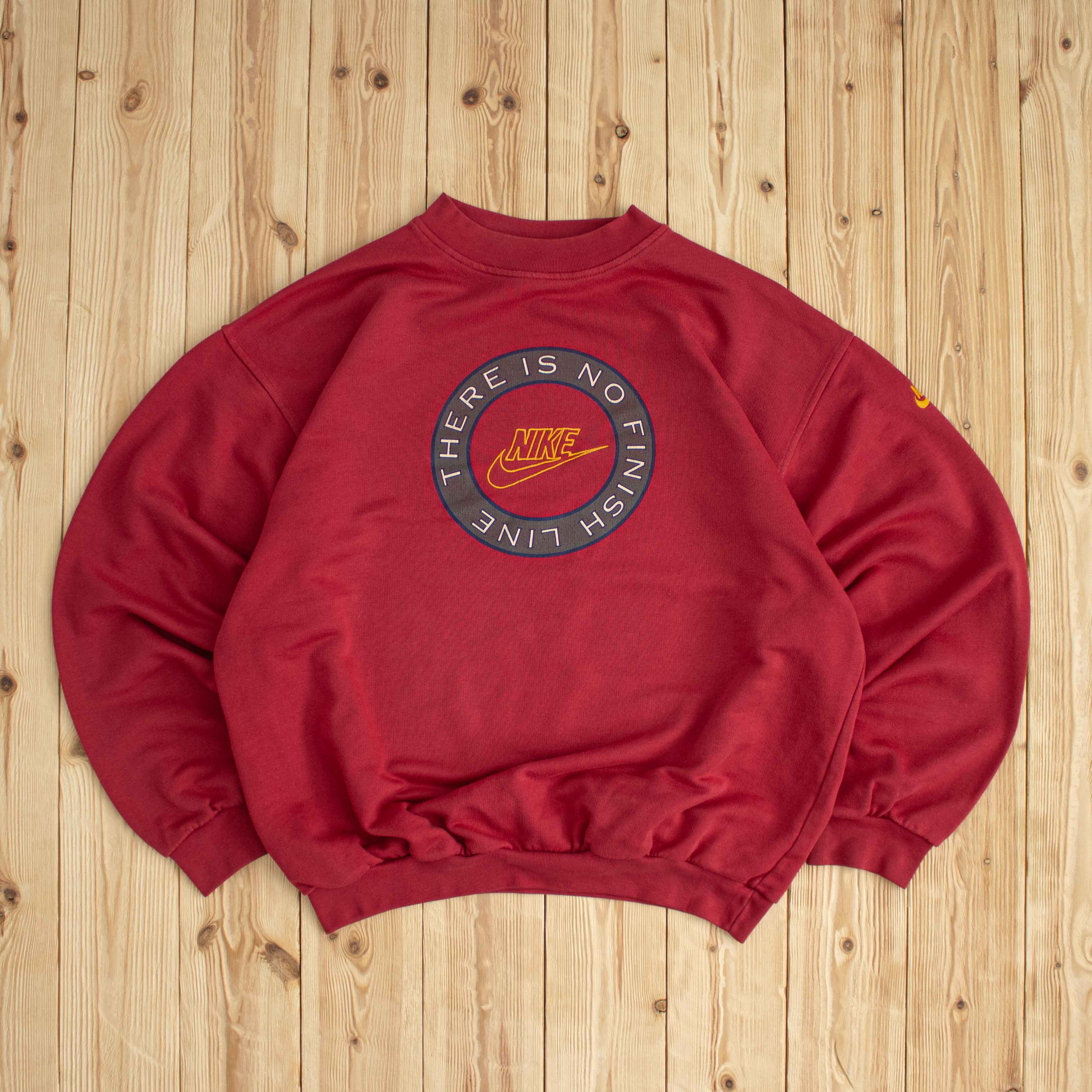 (L) Vintage Nike 'There Is No Finish Line' Embroidered Sweatshirt