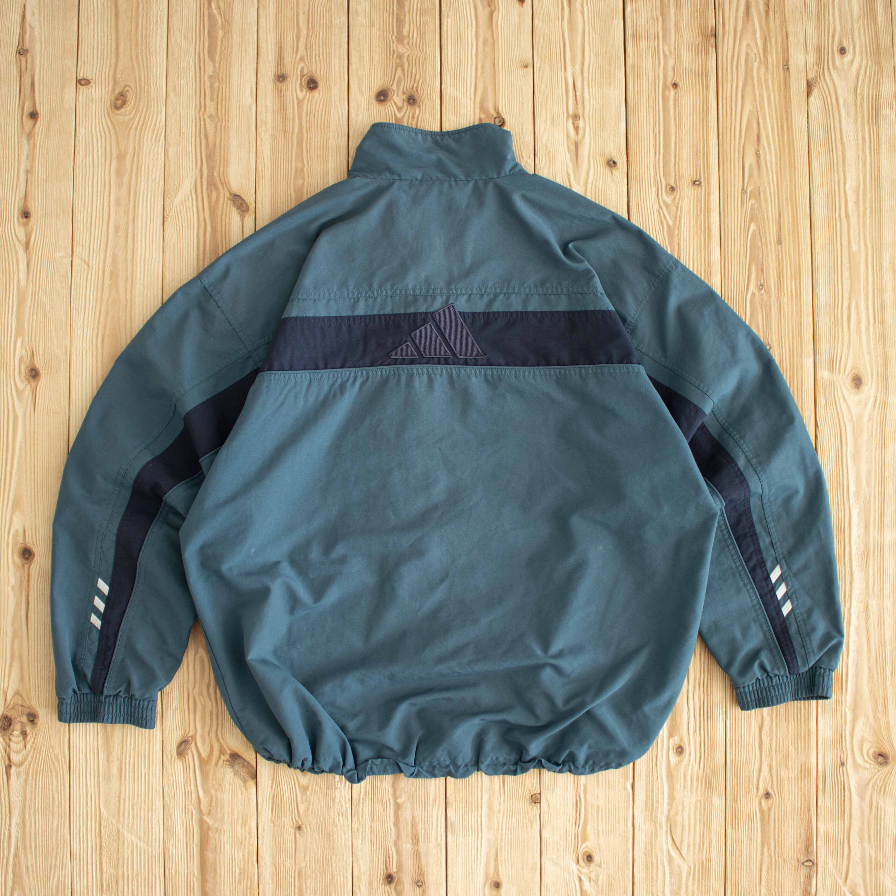(L) Vintage Adidas Essential Embroidered Jacket