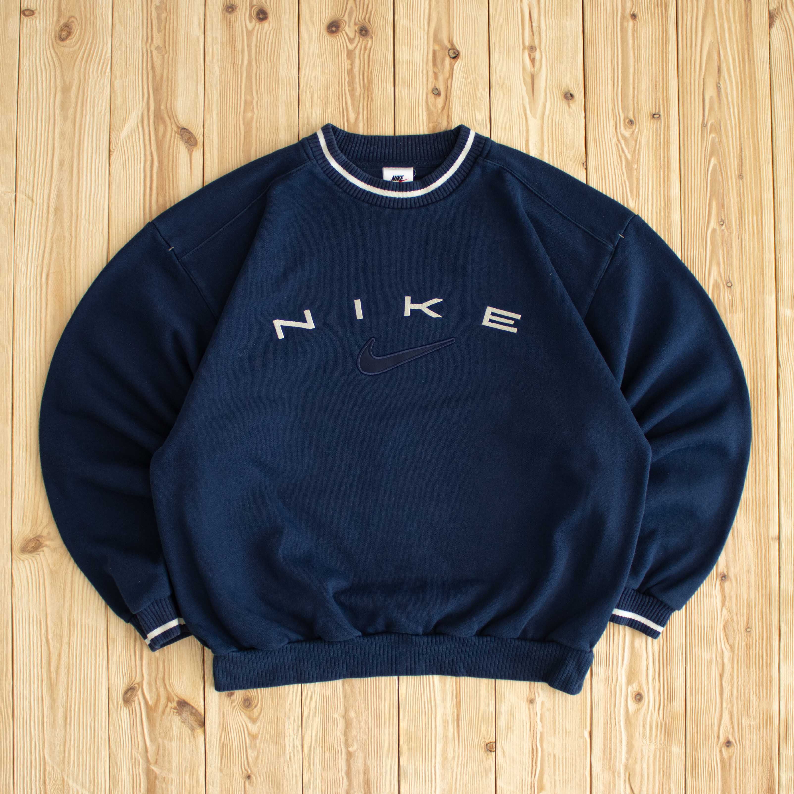 (S/M) Vintage Nike Spell Out Embroidered Sweatshirt