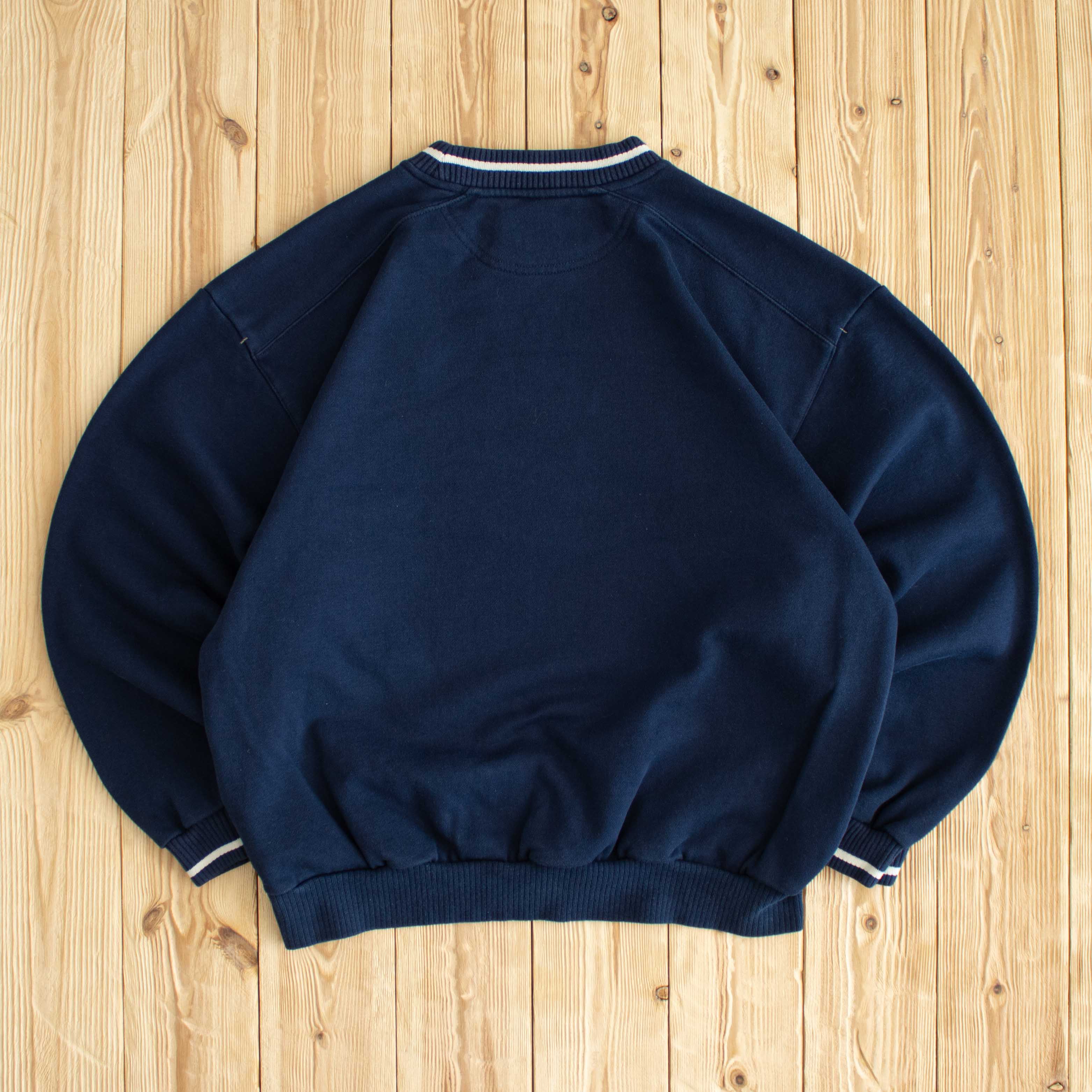 (S/M) Vintage Nike Spell Out Embroidered Sweatshirt