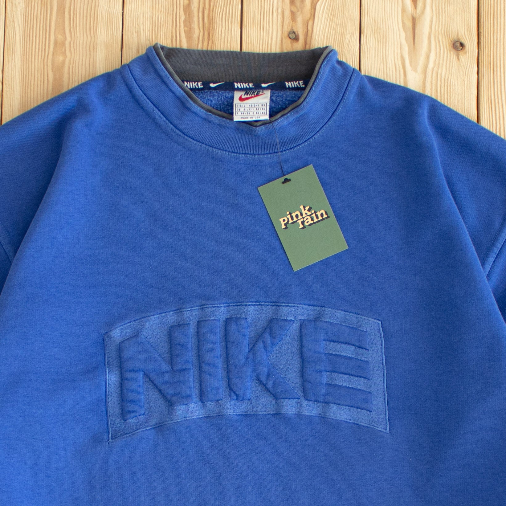(M) Vintage Nike Spell Out Embroidered Sweatshirt