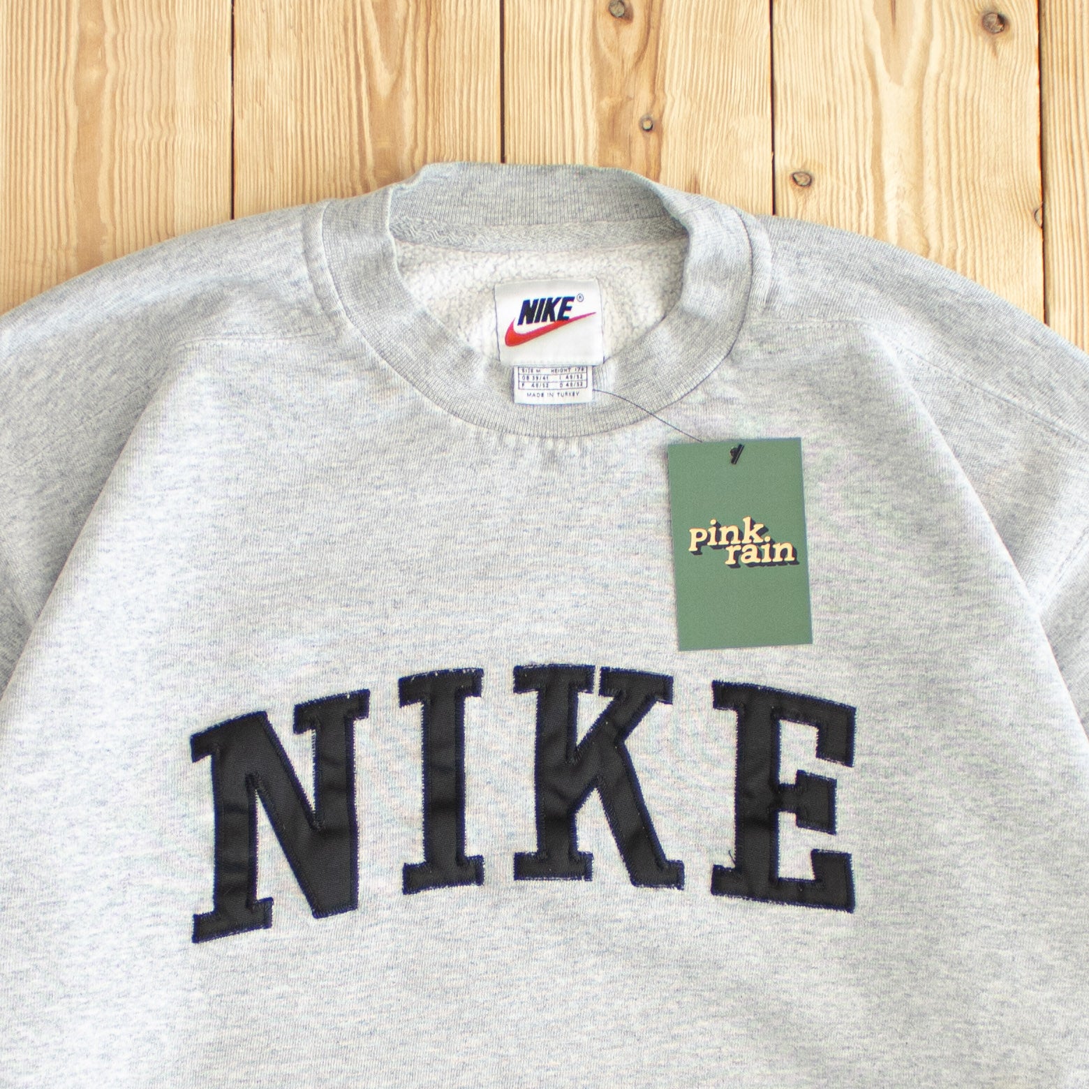 (S/M) Vintage Nike Spell Out Embroidered Sweatshirt