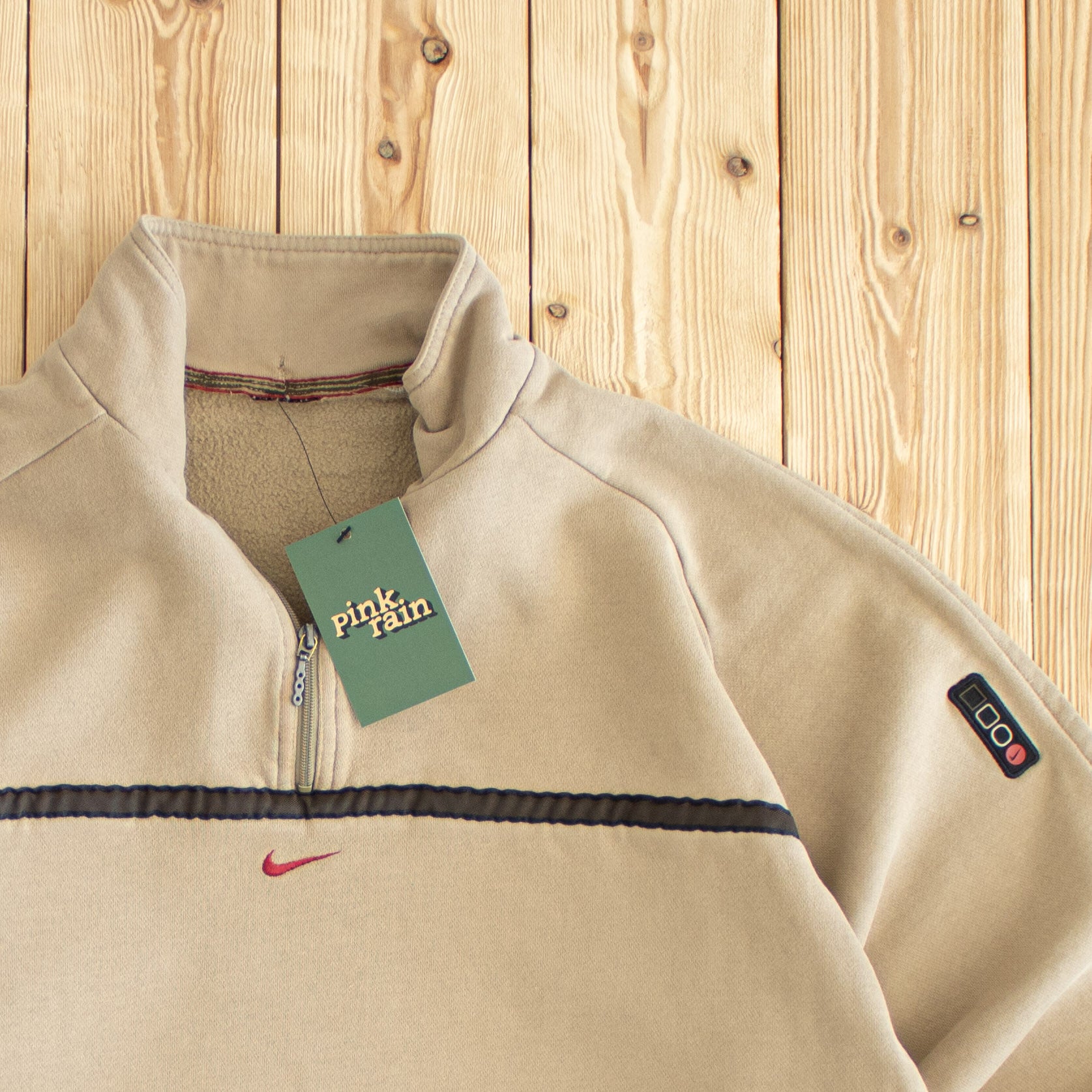(S/M) Vintage Nike Embroidered Quarter-Zip Sweatshirt