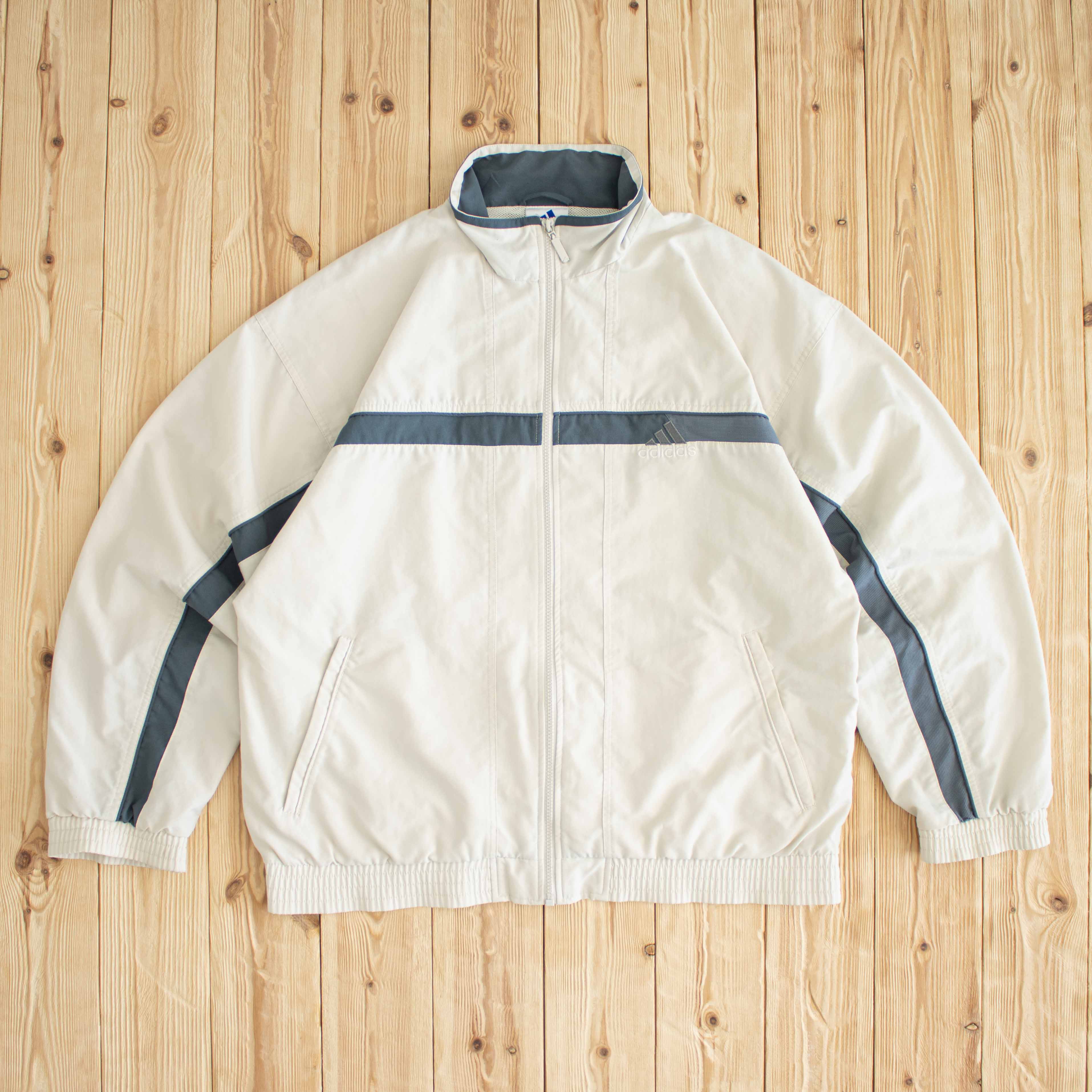 (L) Vintage Adidas Essential Embroidered Jacket