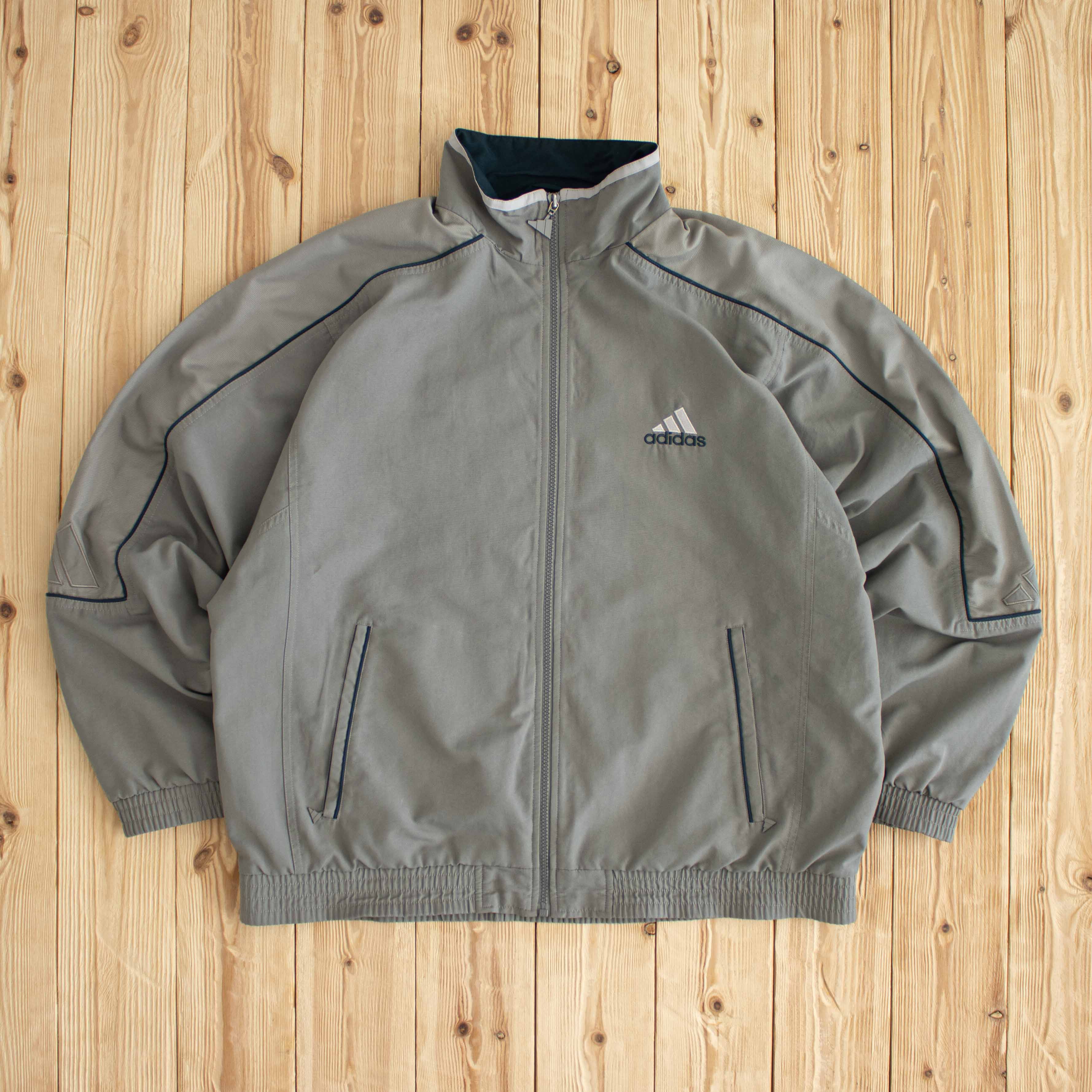 (L) Vintage Adidas Embroidered Jacket