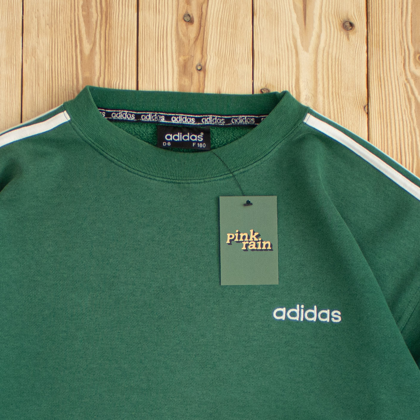 (M) Vintage Adidas Essential Embroidered Sweatshirt