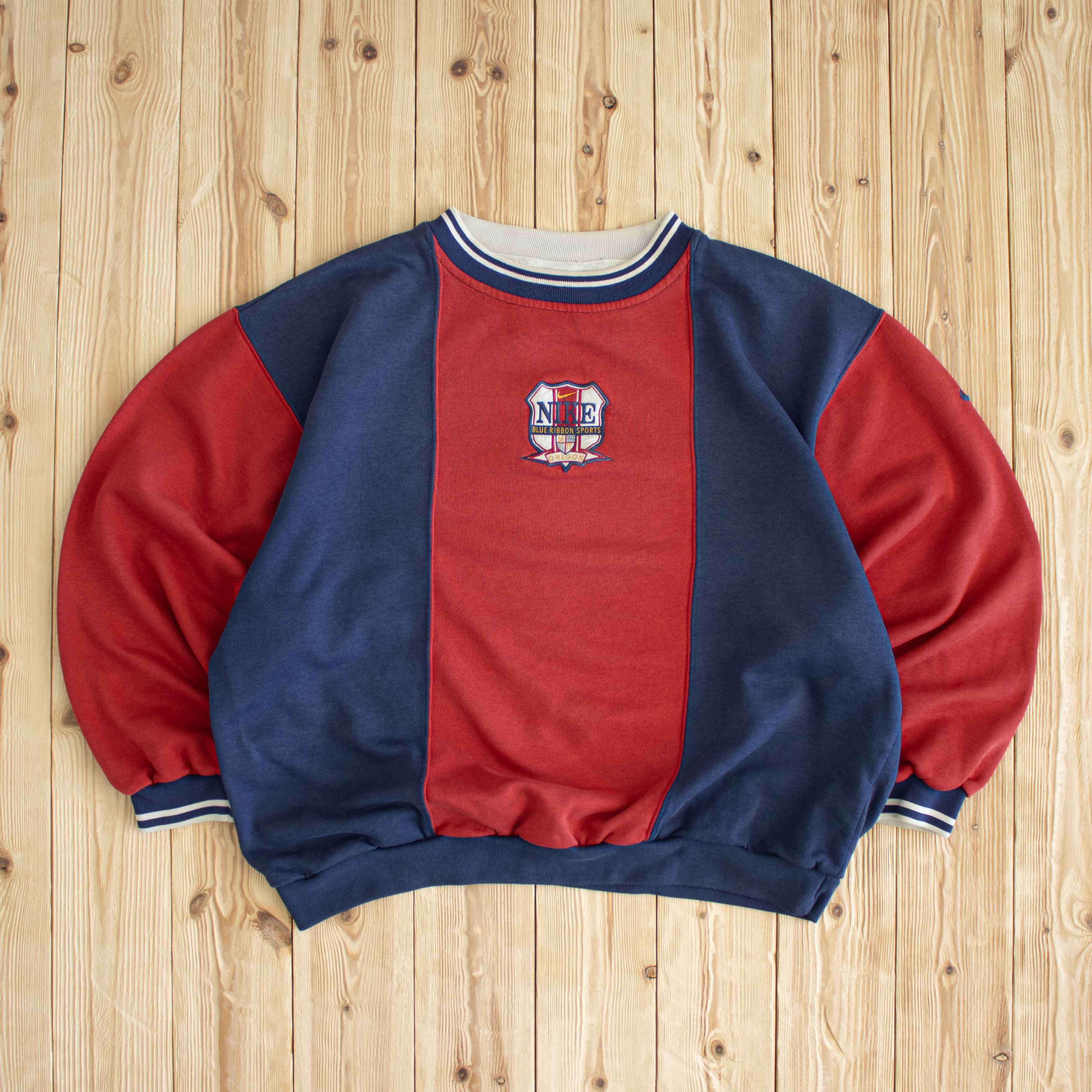 (L) Vintage Nike 'Blue Ribbon Sports' Embroidered Sweatshirt