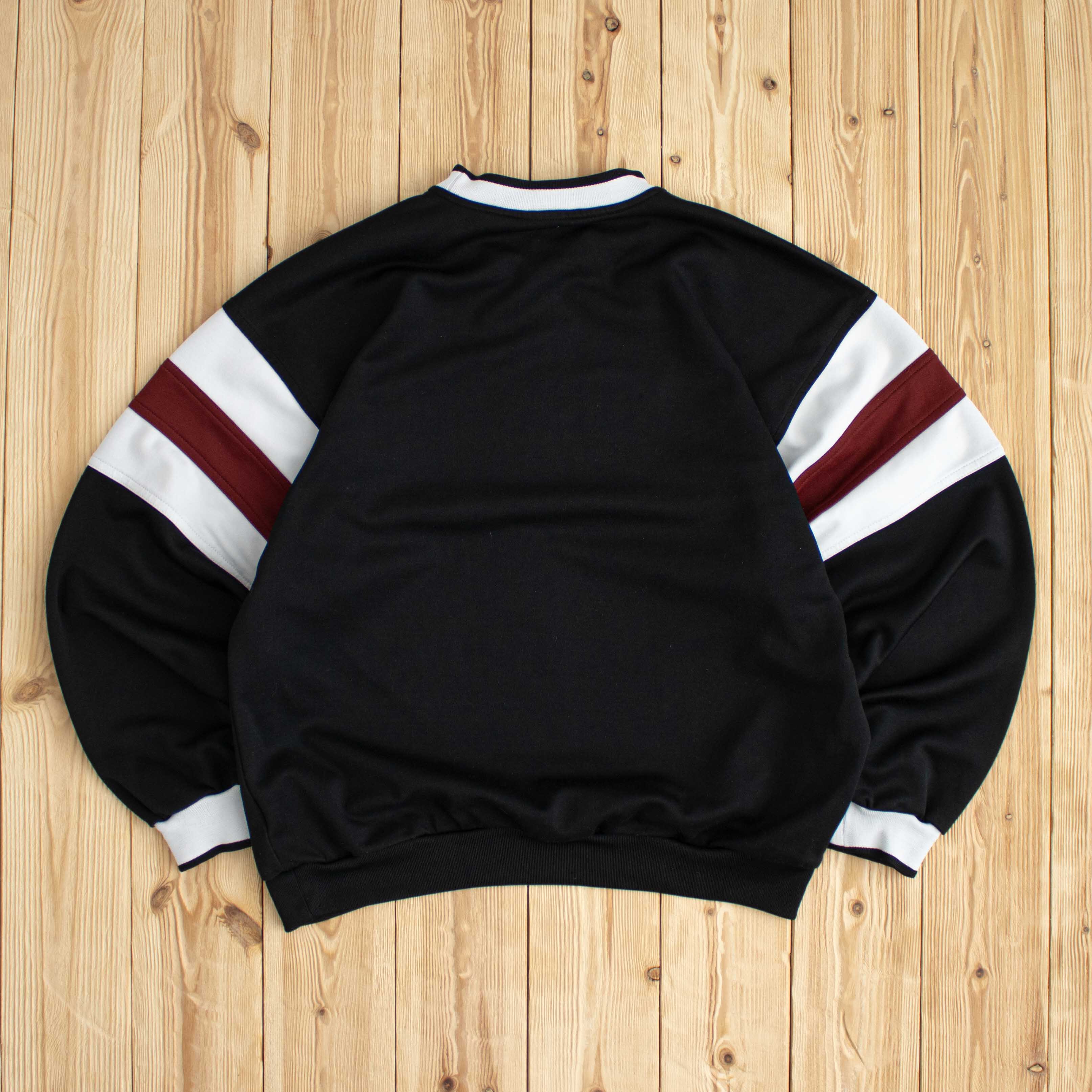 (M) Vintage Nike Spell Out Embroidered Sweatshirt