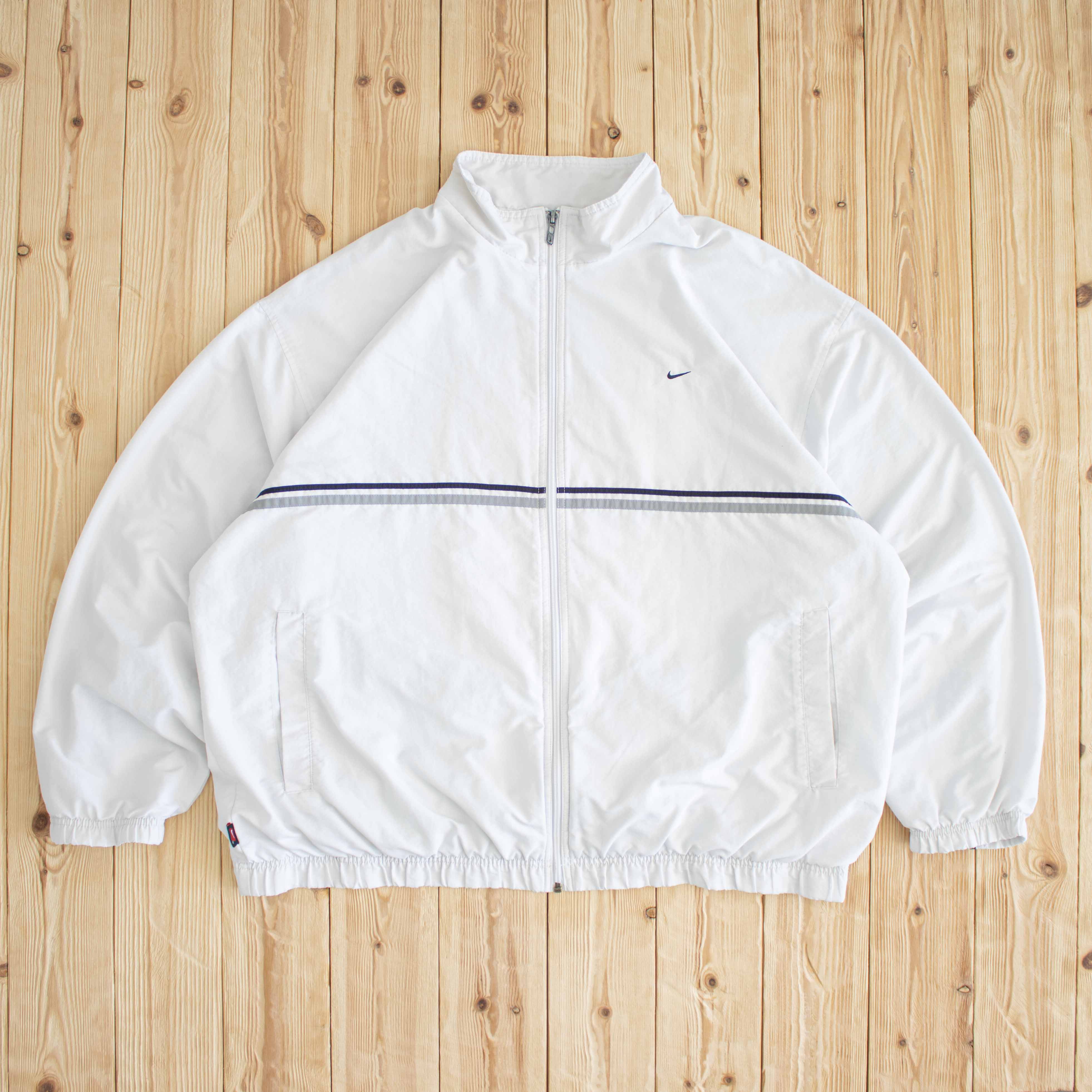 (XL) Vintage Nike Essential Embroidered Jacket