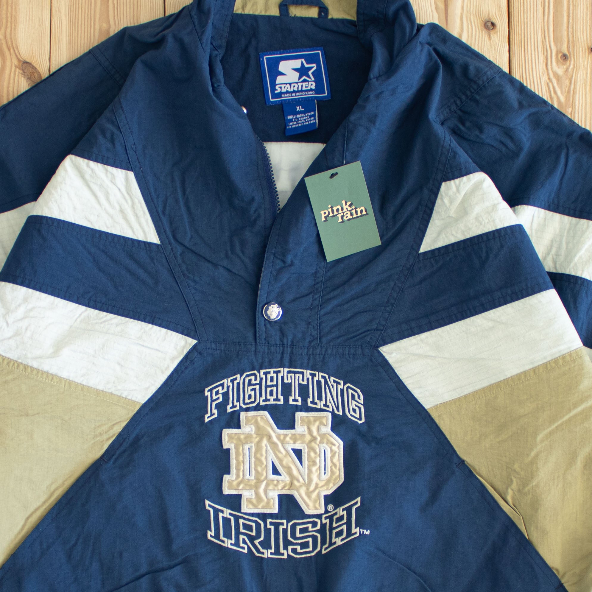 (L) Vintage Starter Fighting Irish Embroidered Quarter-Zip Jacket