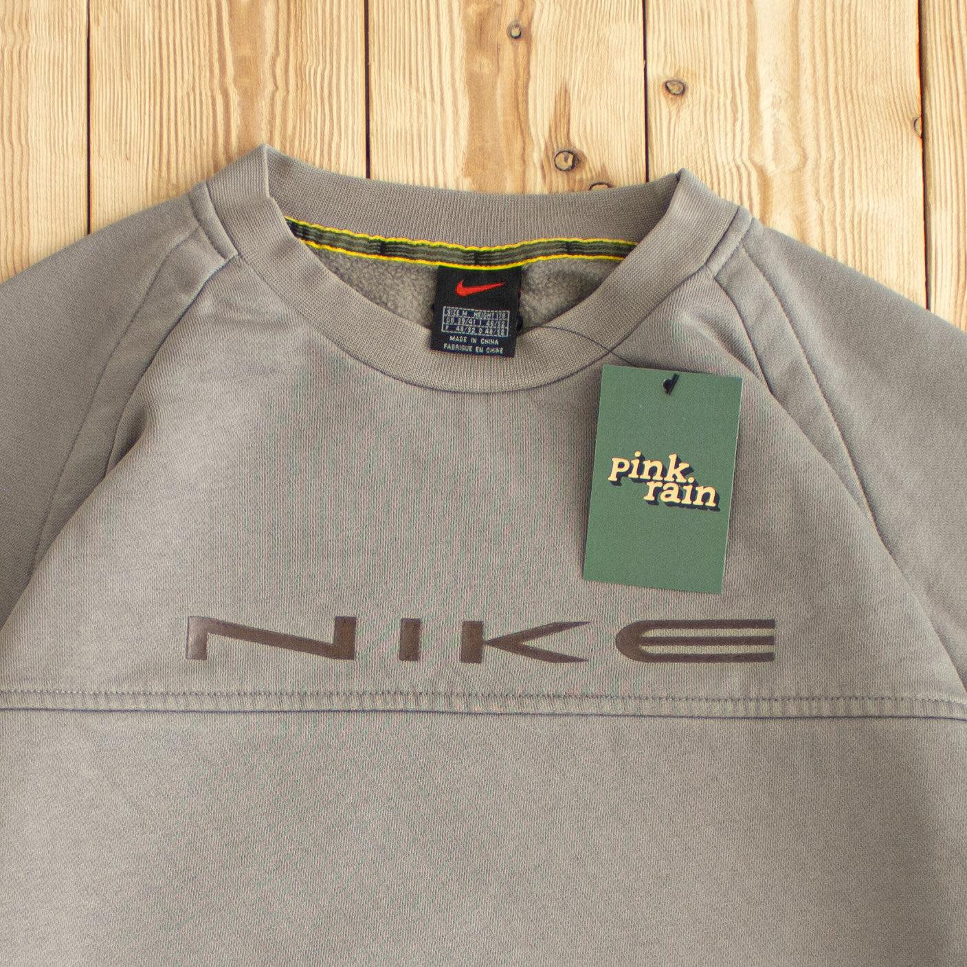 (S/M) Vintage Nike Spell Out Embroidered Sweatshirt
