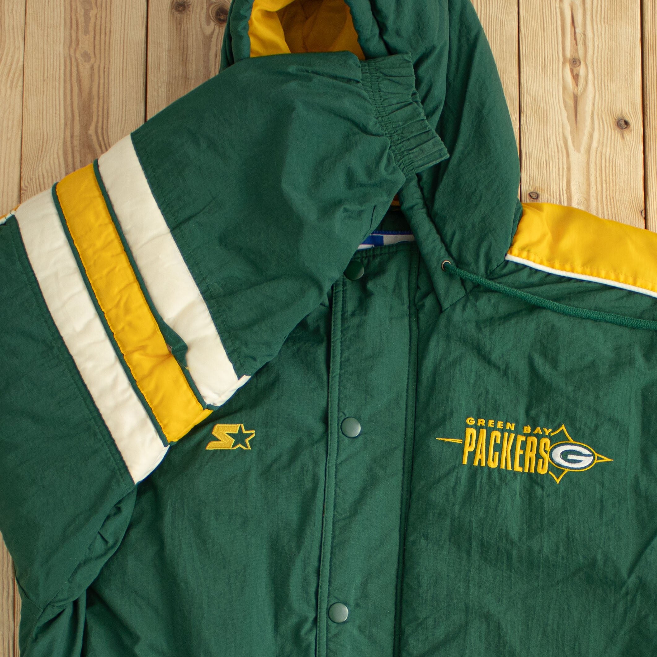 (L/XL) Vintage Starter Green Bay Packers Embroidered Puffer Jacket