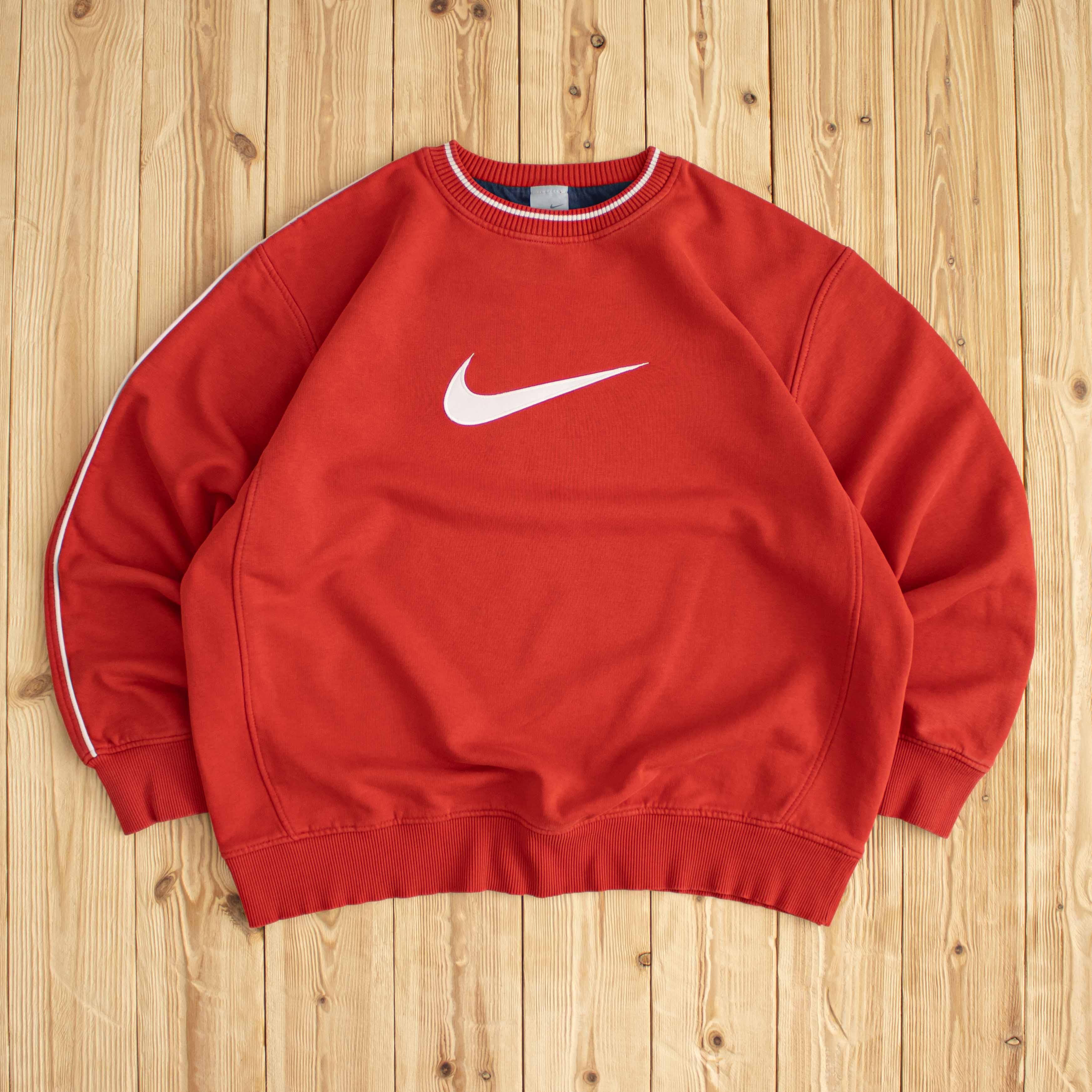 (L) Vintage Nike Swoosh Embroidered Sweatshirt