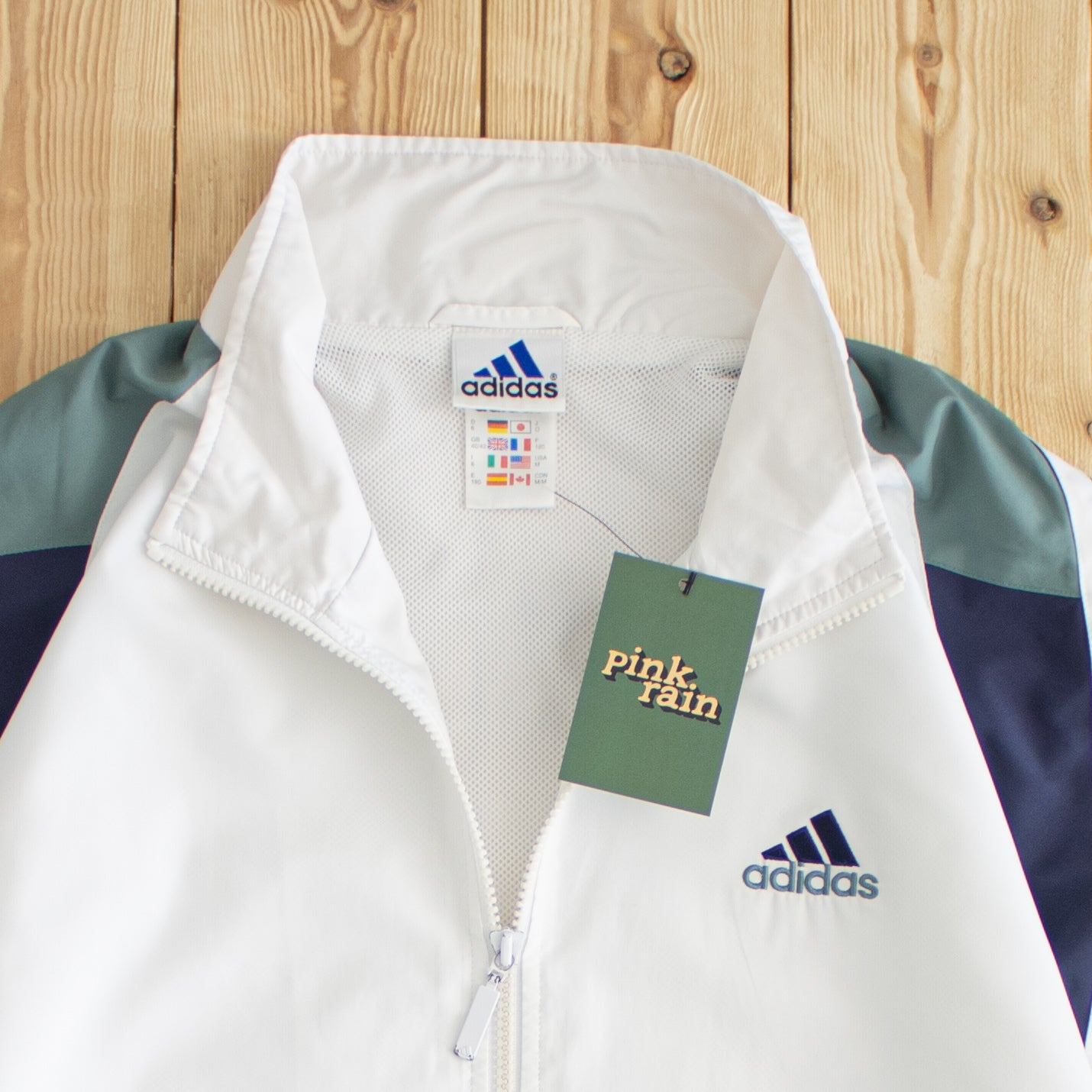 (L) Vintage Adidas Embroidered Jacket