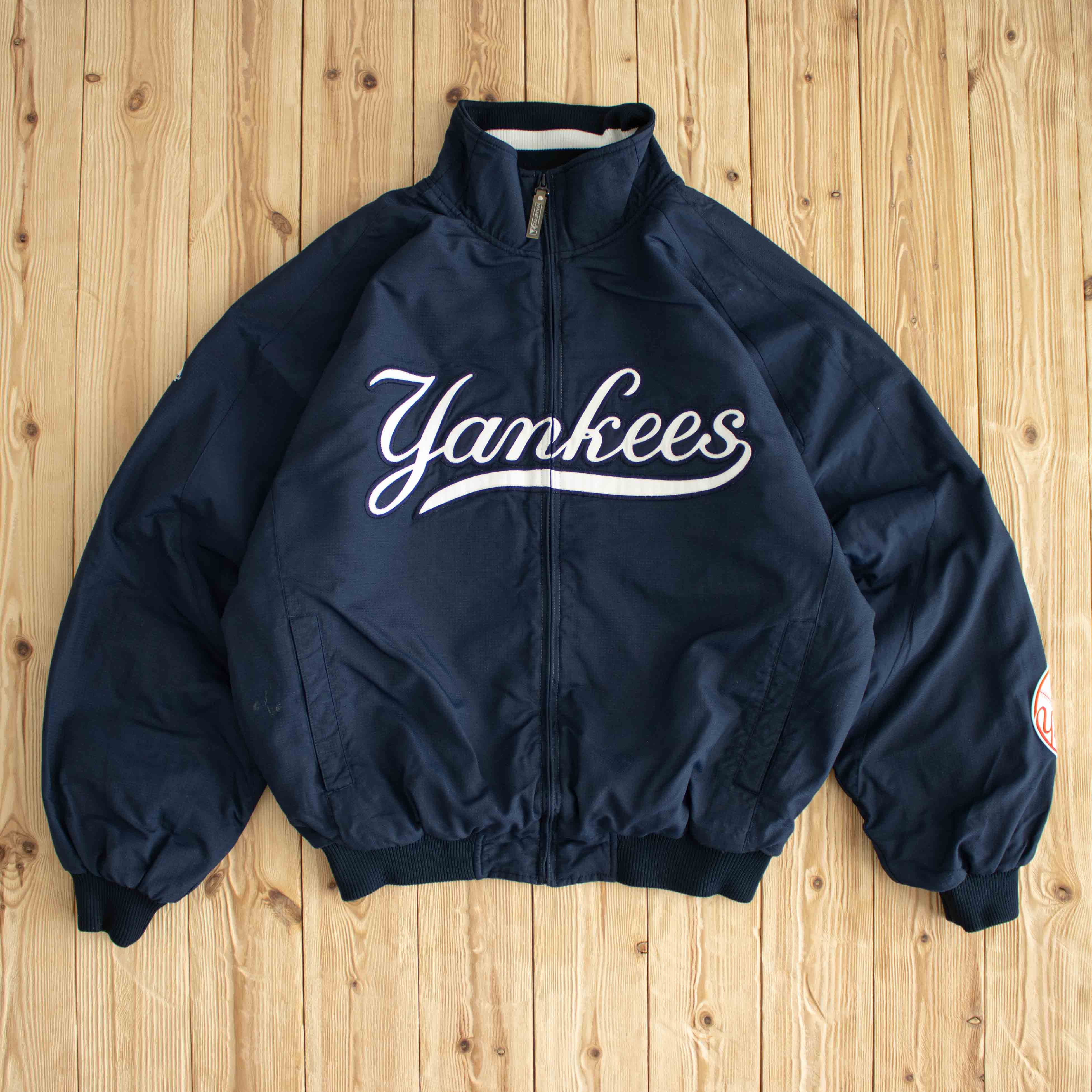(XL) New York Yankees Majestic Vintage Embroidered Puffer Jacket Blue