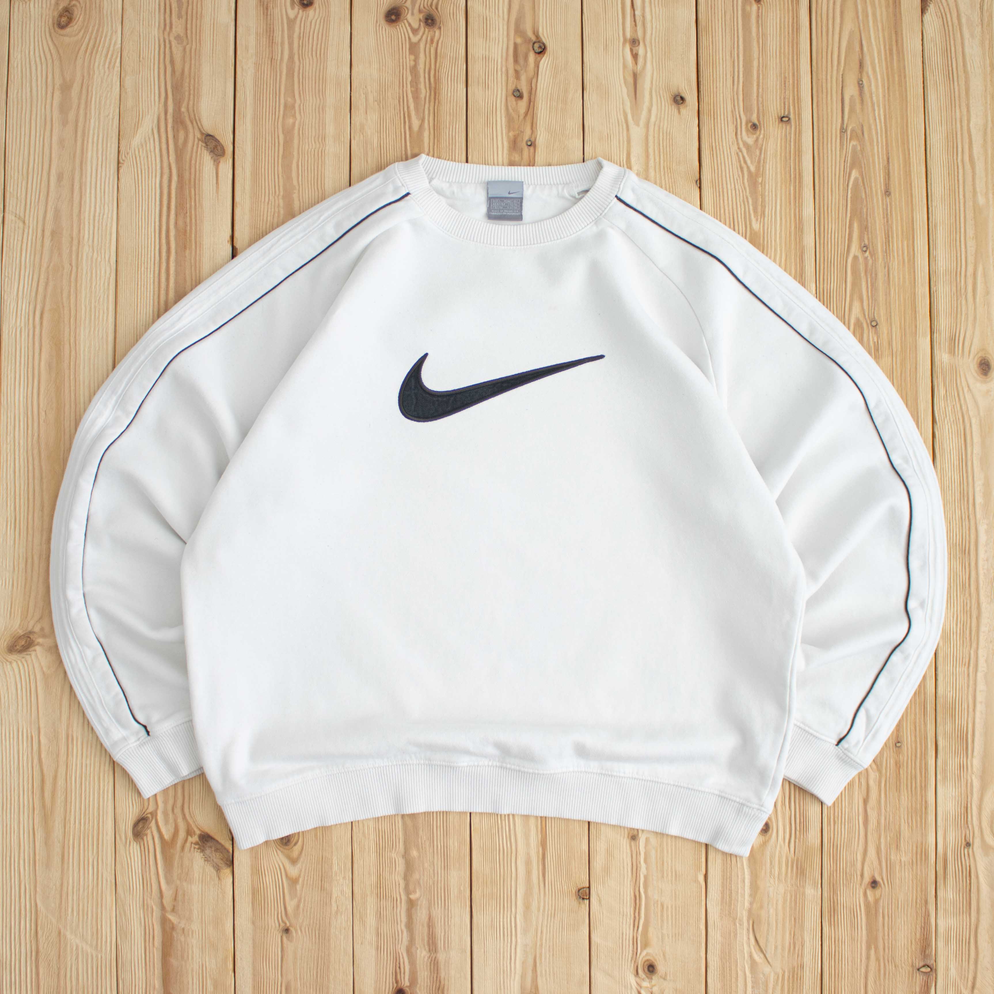 (M/L) Nike Vintage Swoosh Embroidered Sweatshirt White